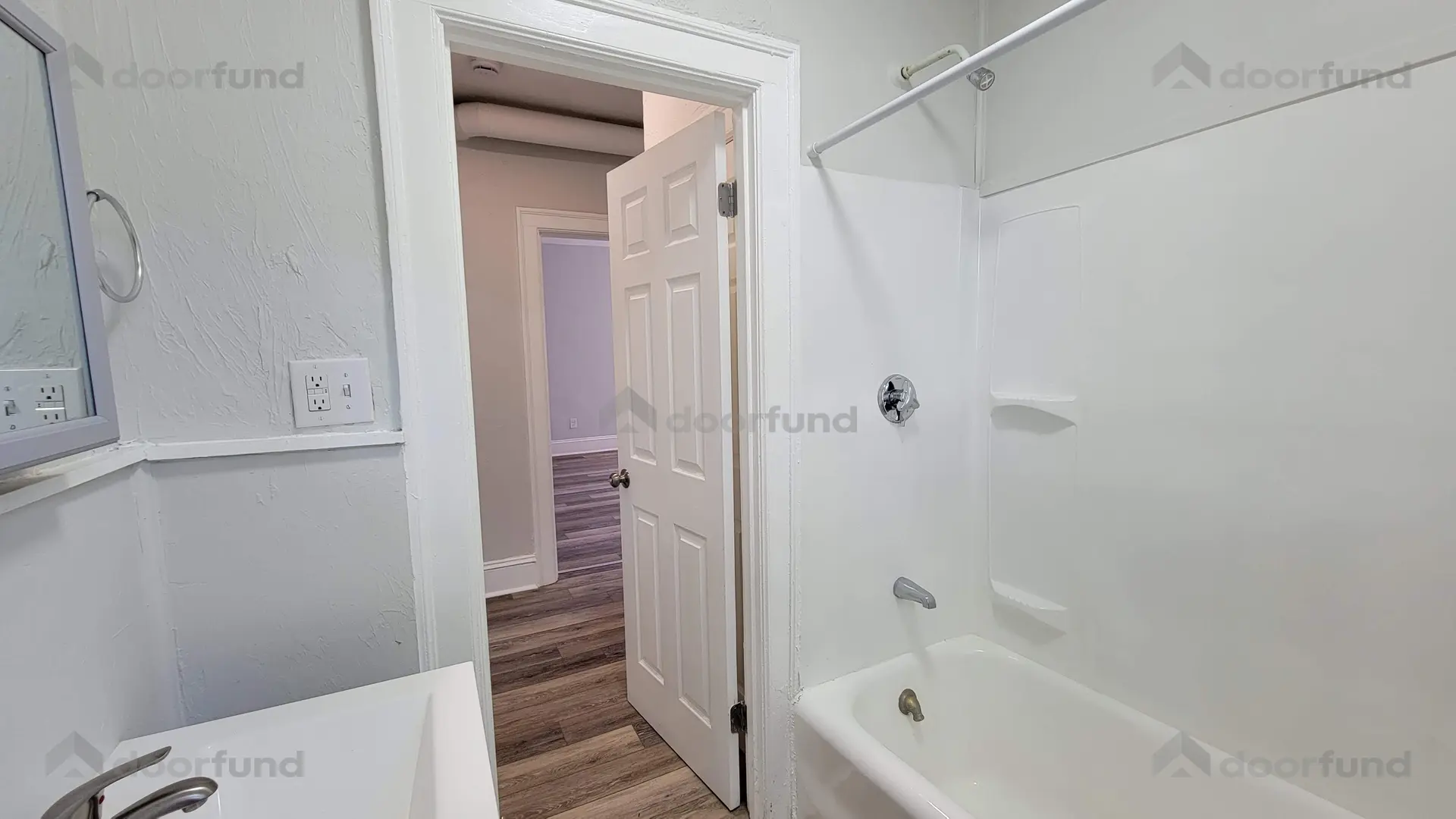 1002-1008A Main St, Unit 1004-5 - 4