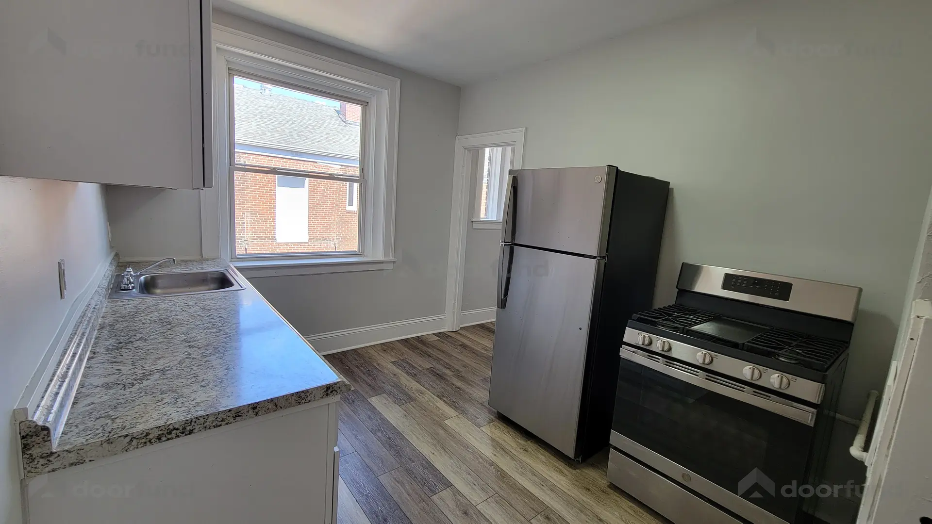 1002-1008A Main St, Unit 1004-5 - Photo 9