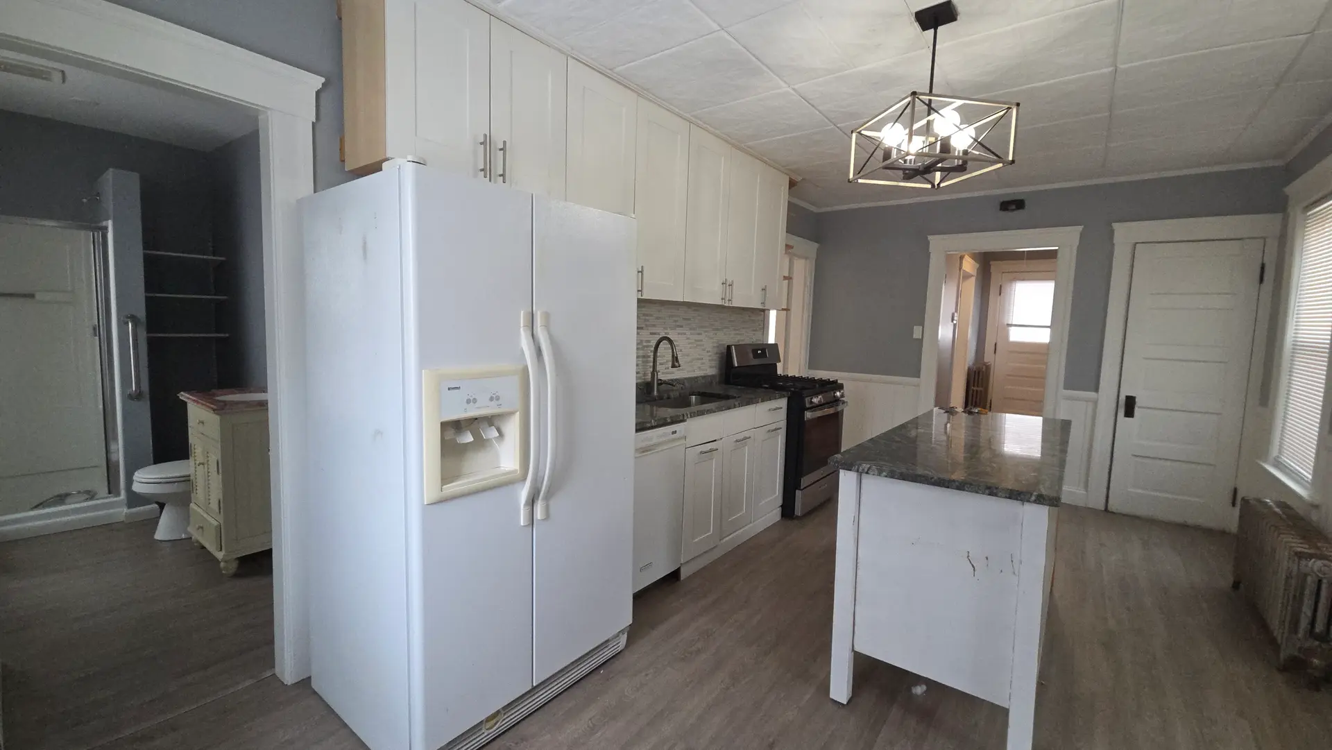 121 Delmont Ave - Photo 6