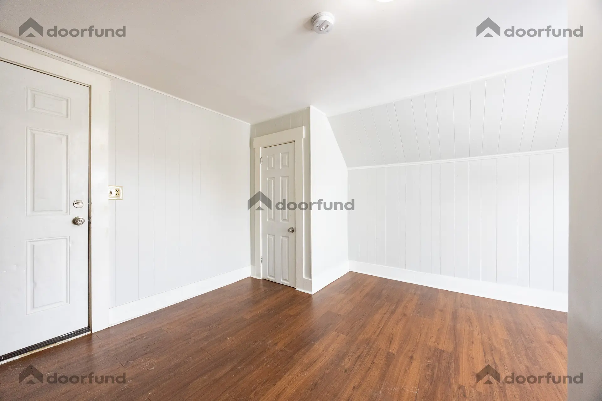 123 & 127 Union Ave, Unit 10 - Photo 6