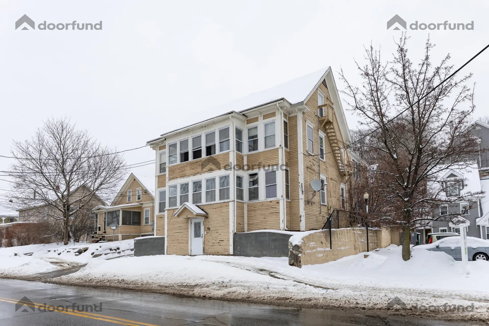 123 & 127 Union Ave, Unit 10 - Photo 32