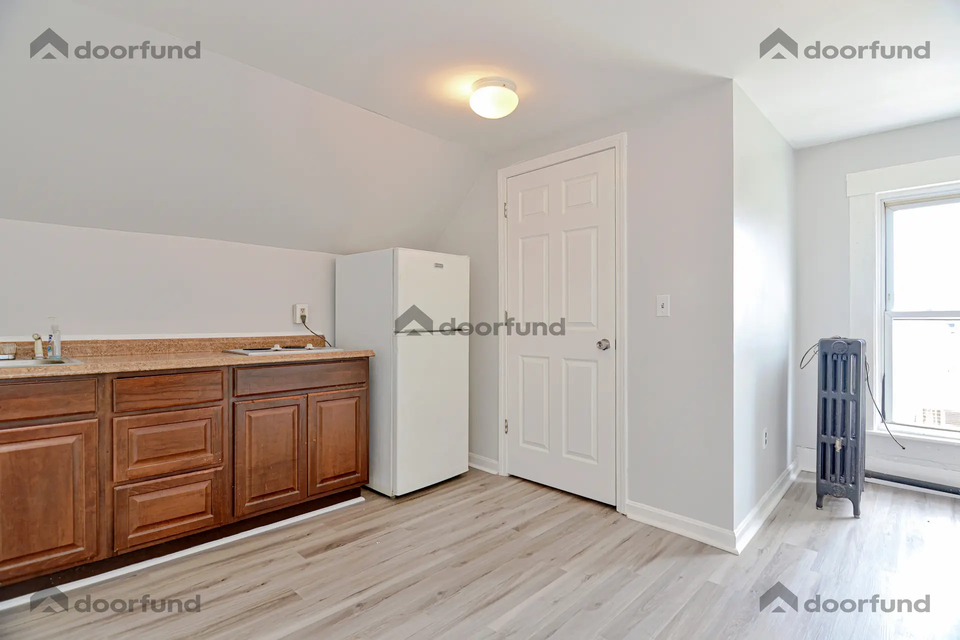 123 & 127 Union Ave, Unit 9 - Photo 15