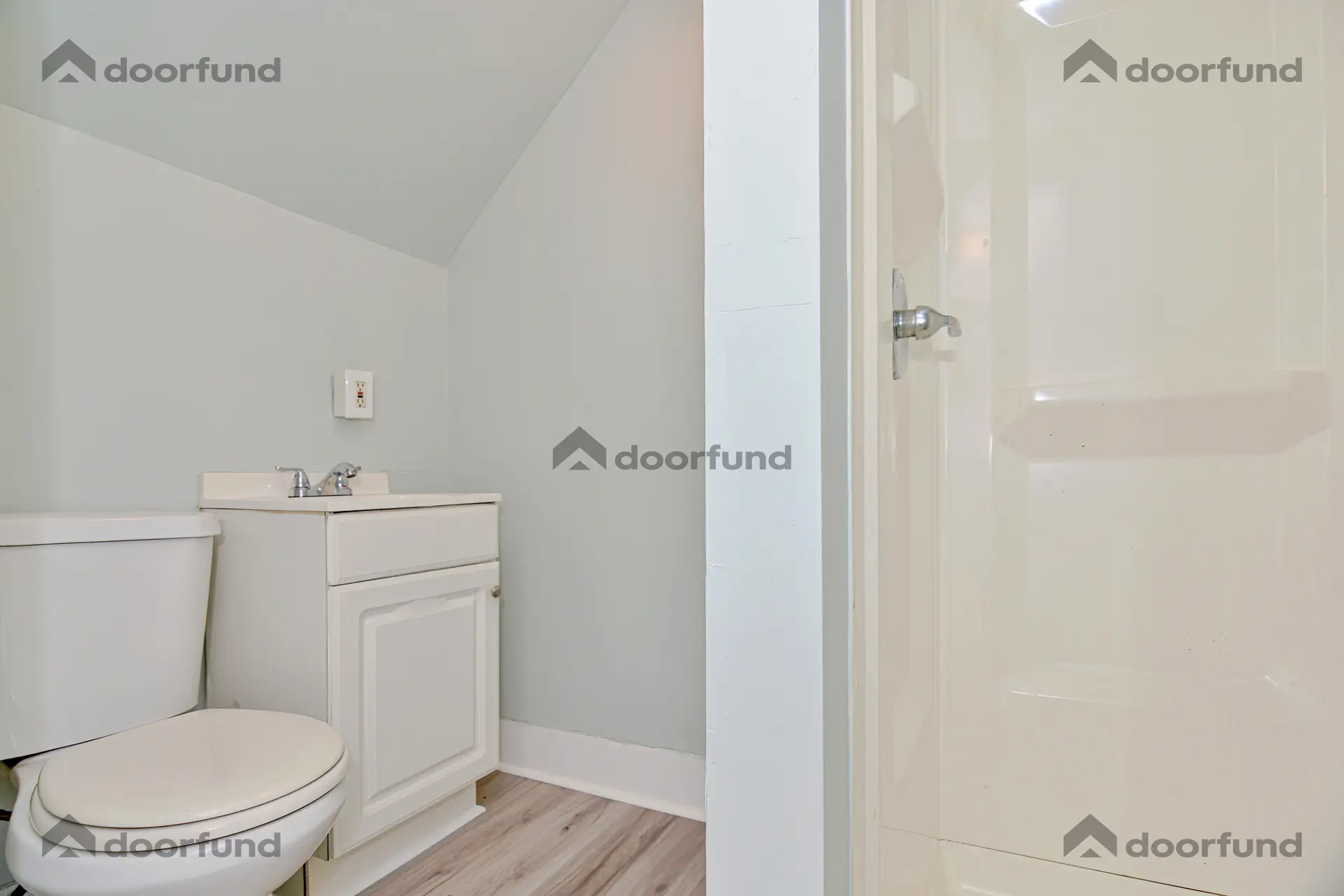 123 & 127 Union Ave, Unit 9 - Photo 18