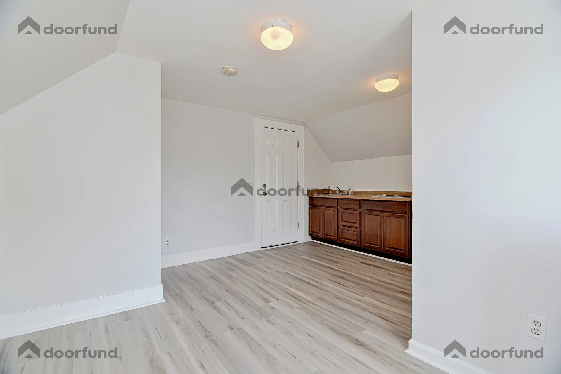 123 & 127 Union Ave, Unit 9 - Photo 23