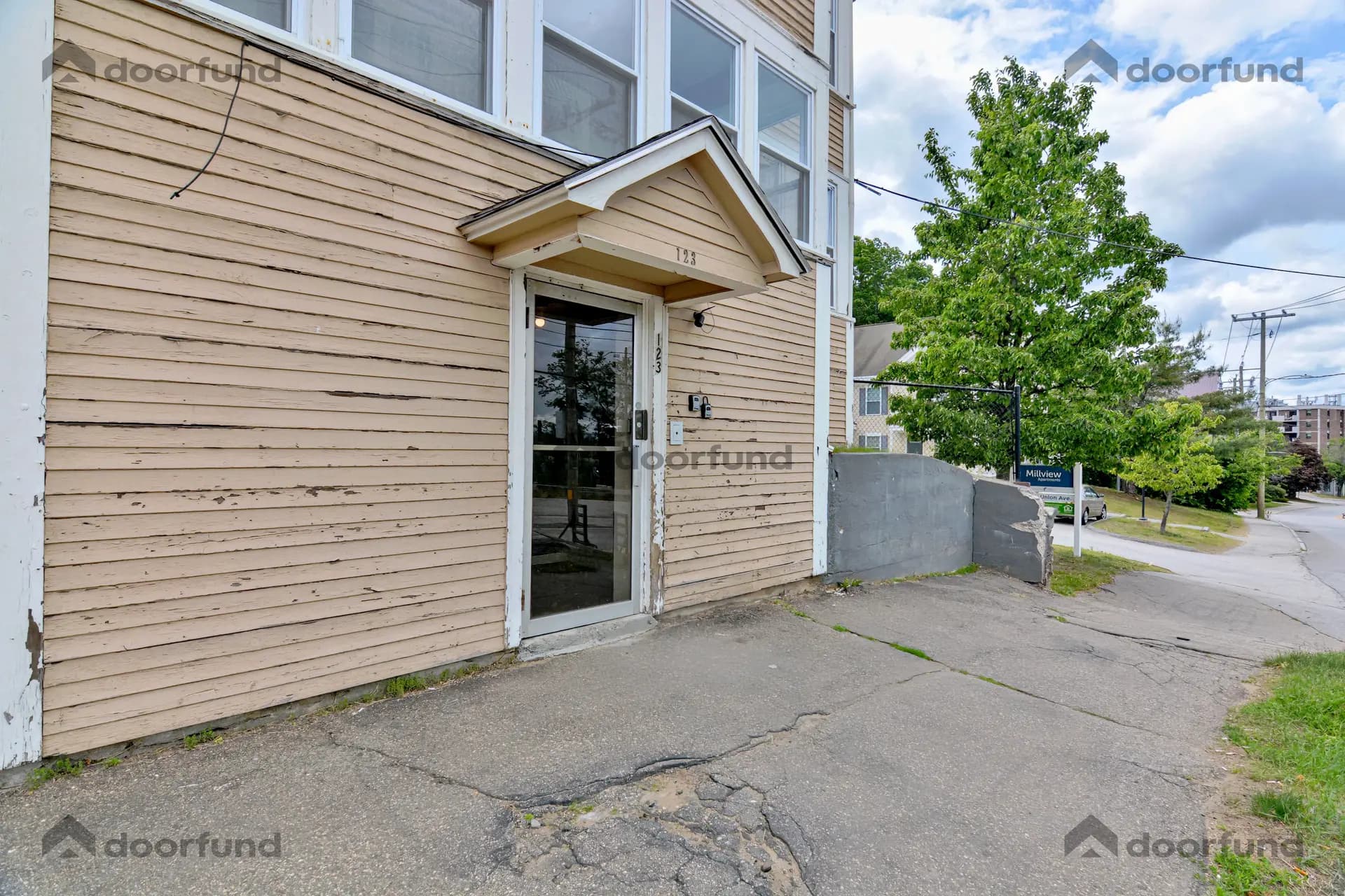 123 & 127 Union Ave, Unit 9 - Photo 31