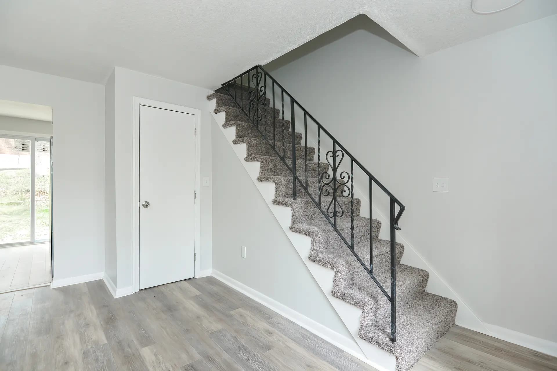 138 Columbus Ave - Photo 25