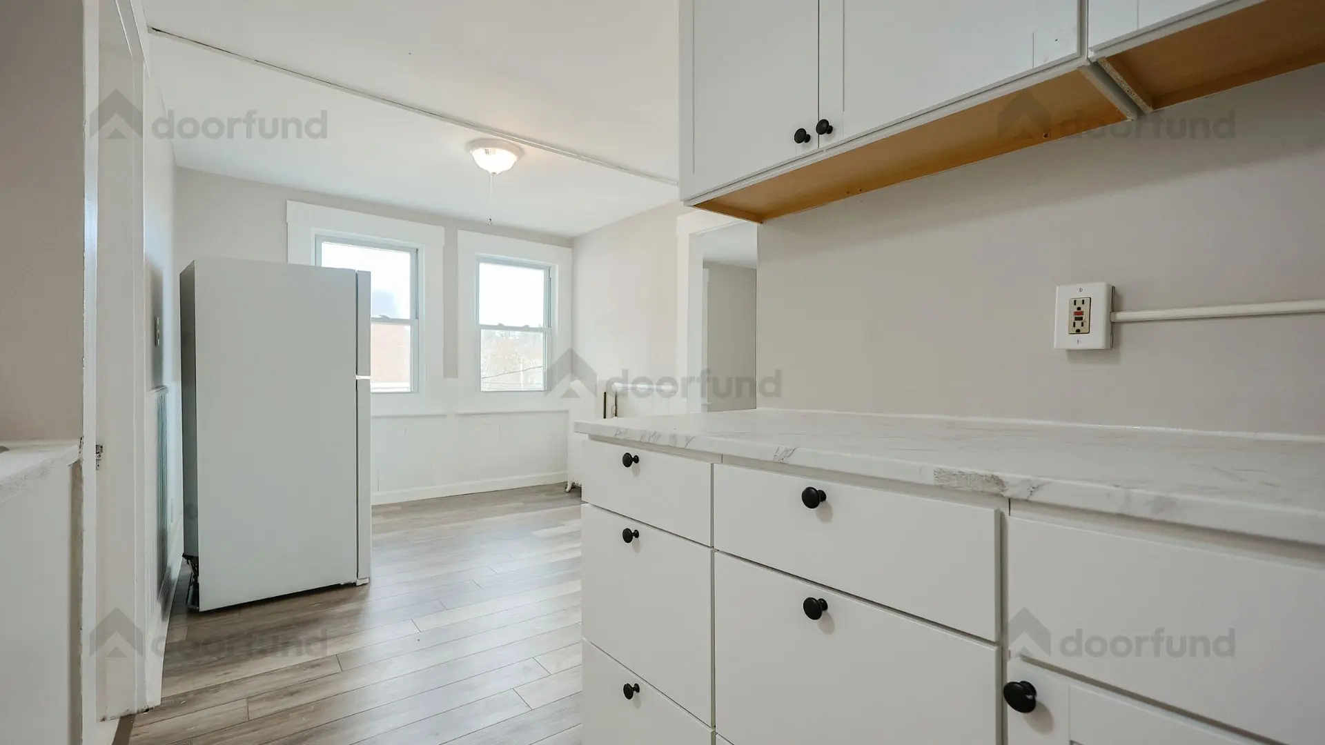 14 West Bow St, Unit 3 - Photo 30