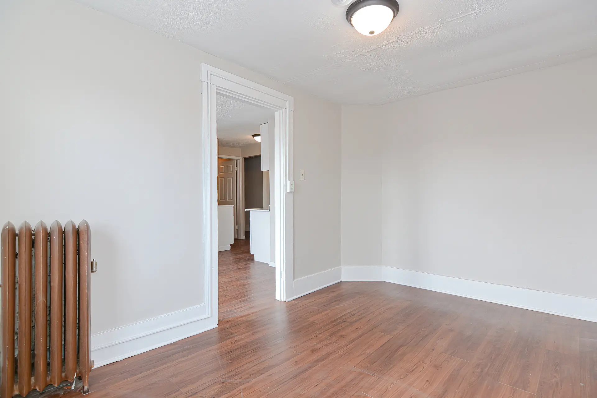 14 West Bow St, Unit 4 - Photo 10