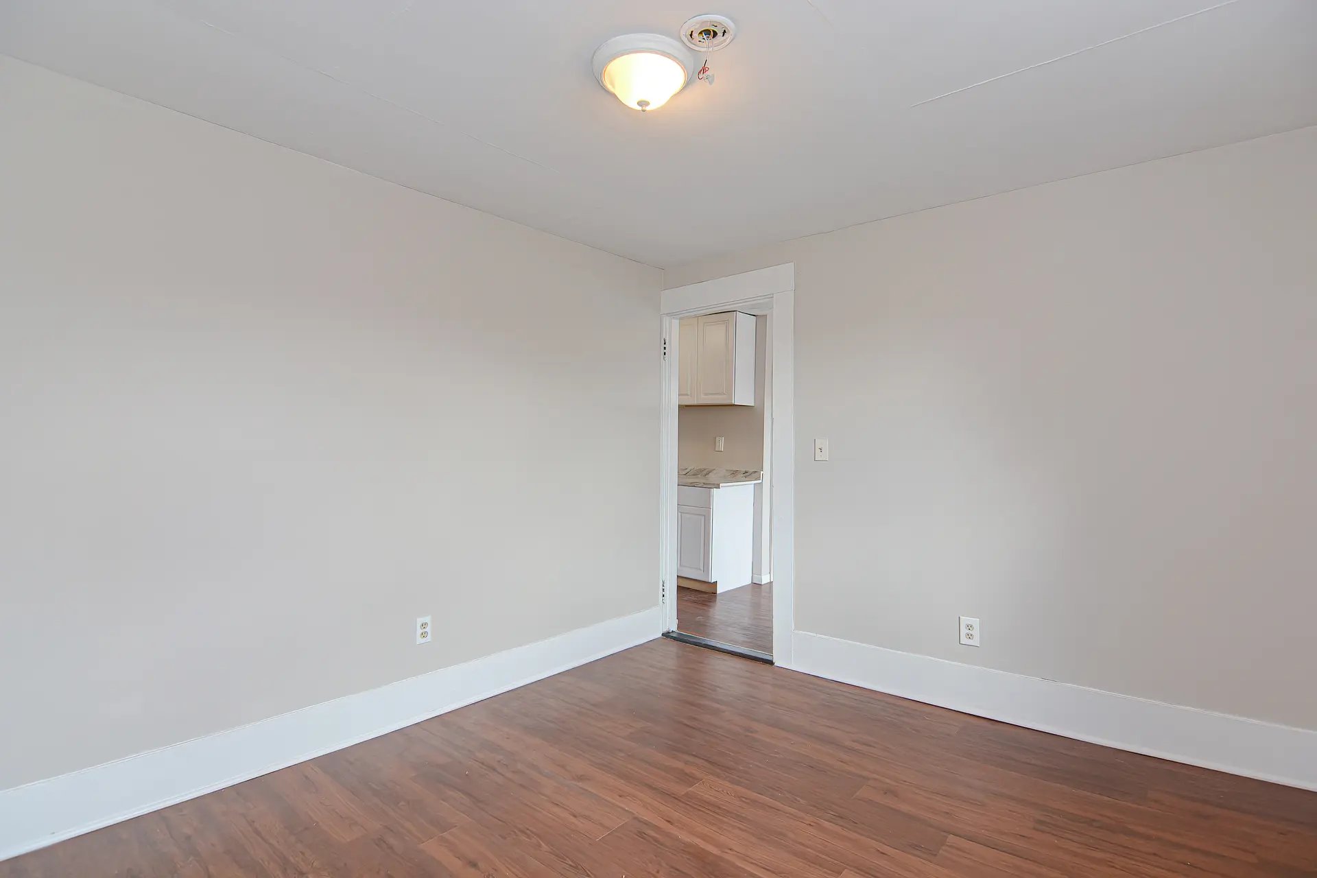 14 West Bow St, Unit 4 - Photo 25
