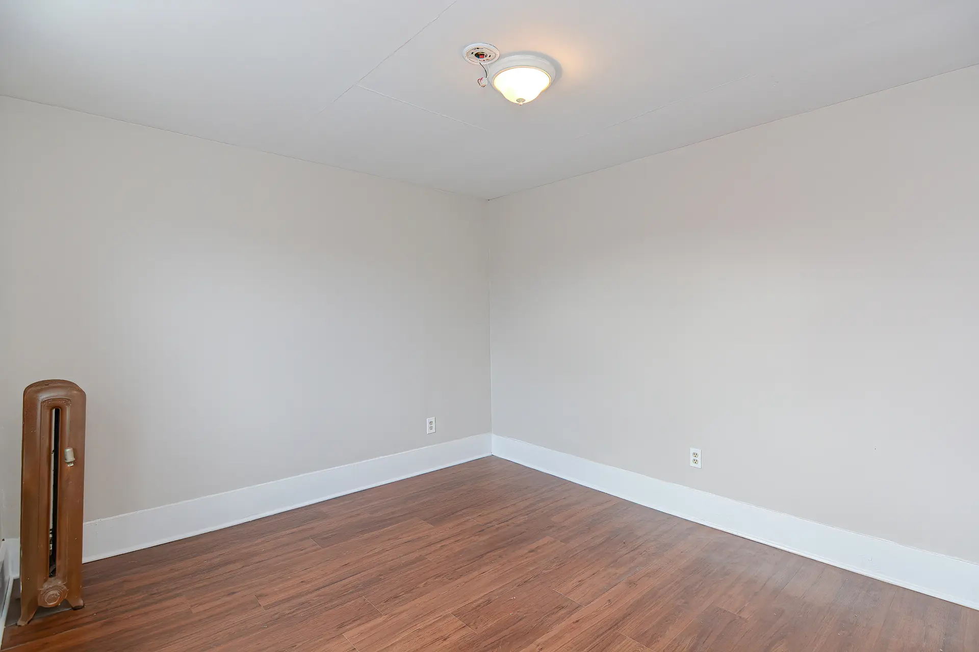 14 West Bow St, Unit 4 - Photo 26