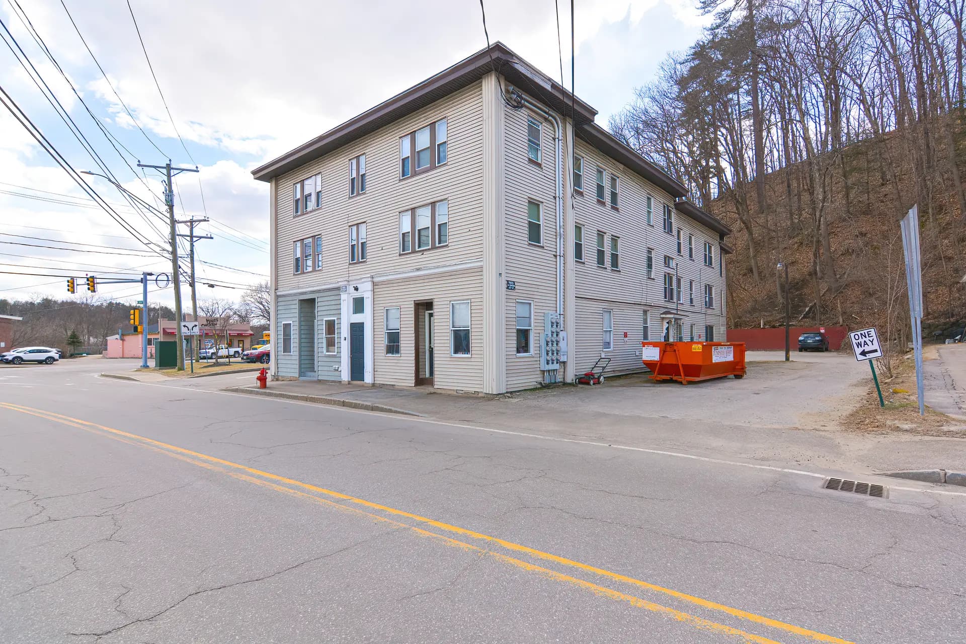 14 West Bow St, Unit 4 - Photo 34