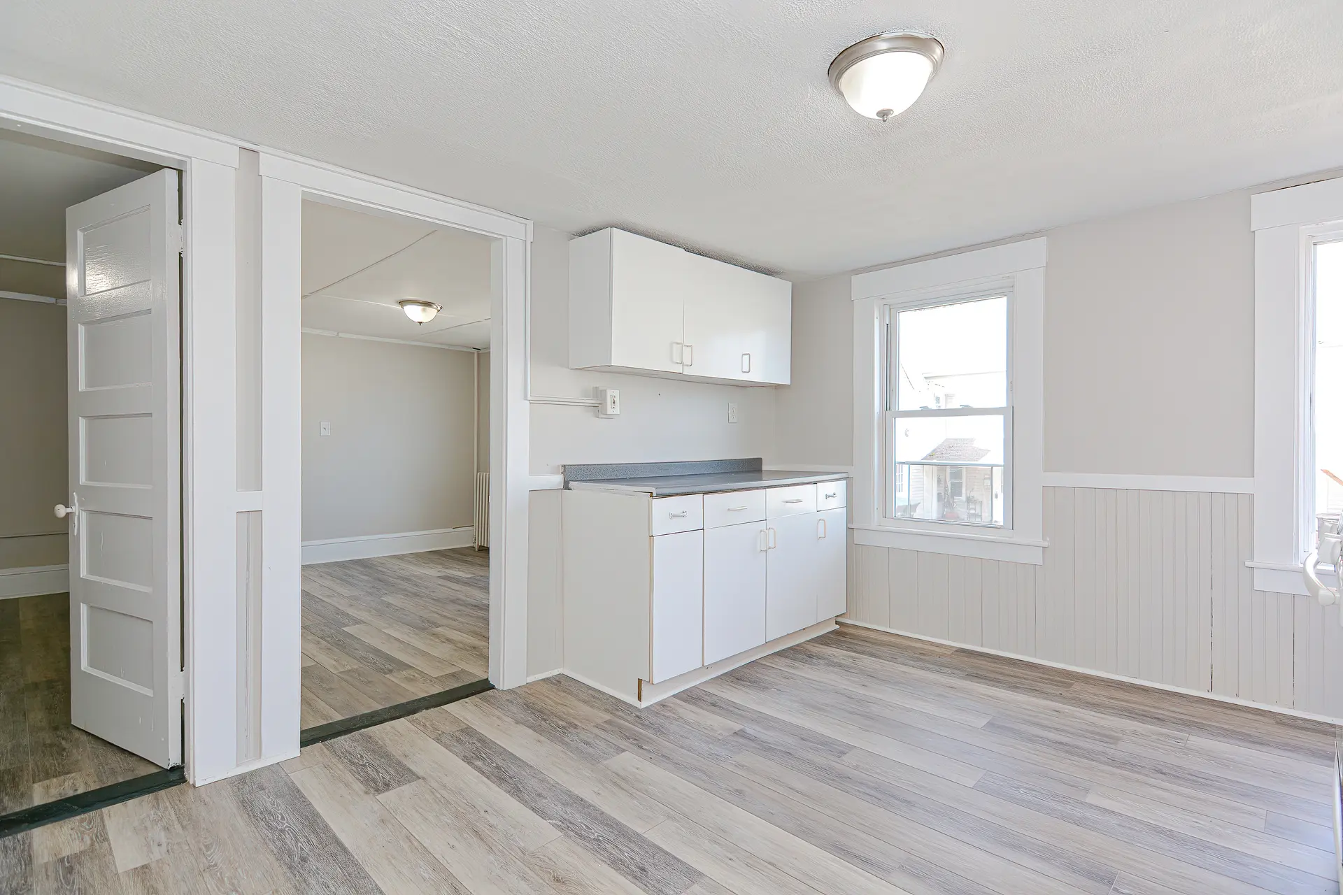 14 West Bow St, Unit 7 - Photo 8