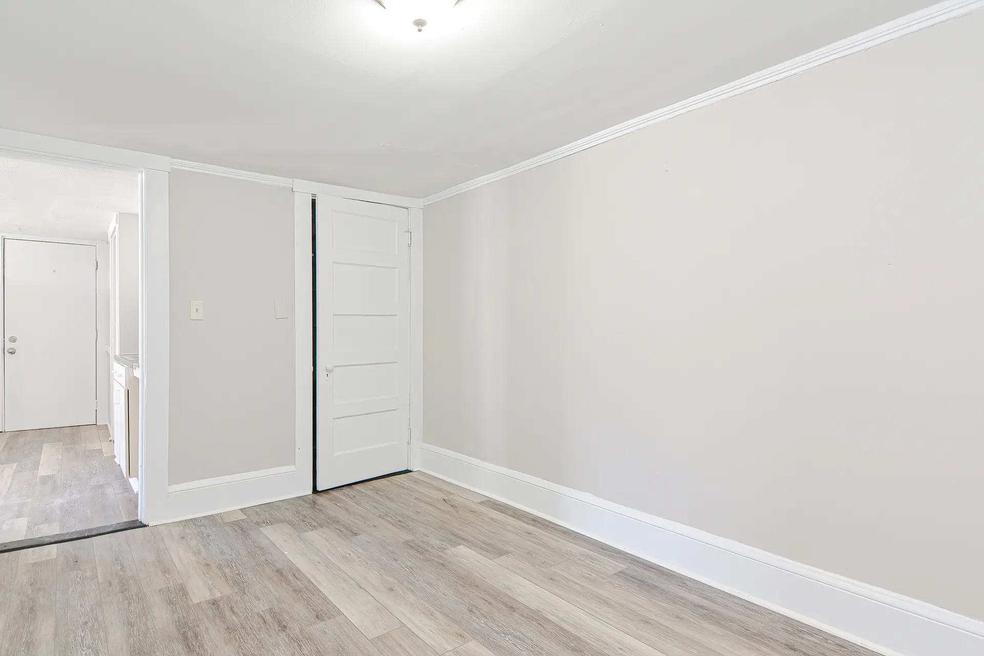 14 West Bow St, Unit 7 - Photo 12