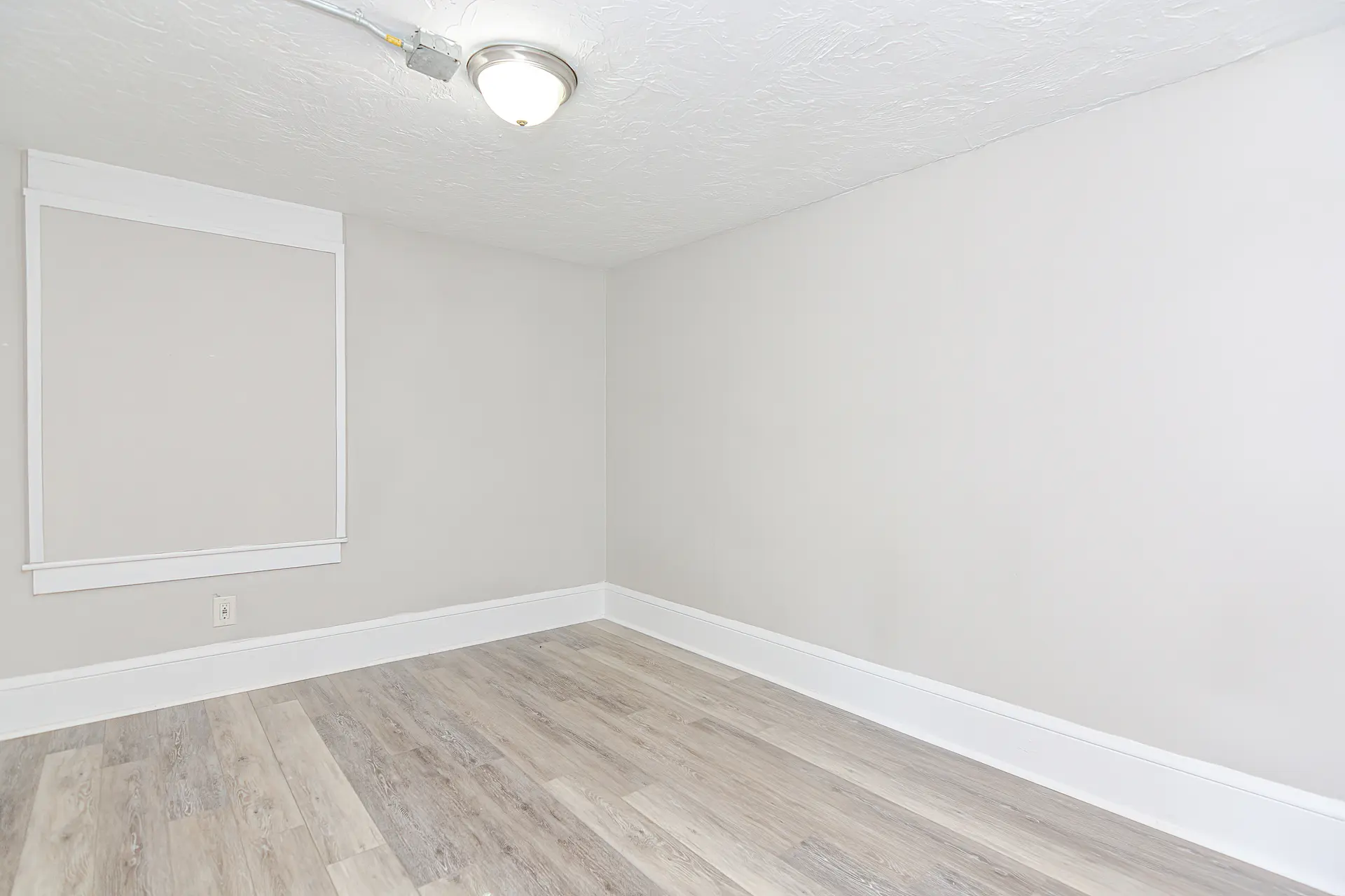 14 West Bow St, Unit 8 - Photo 9