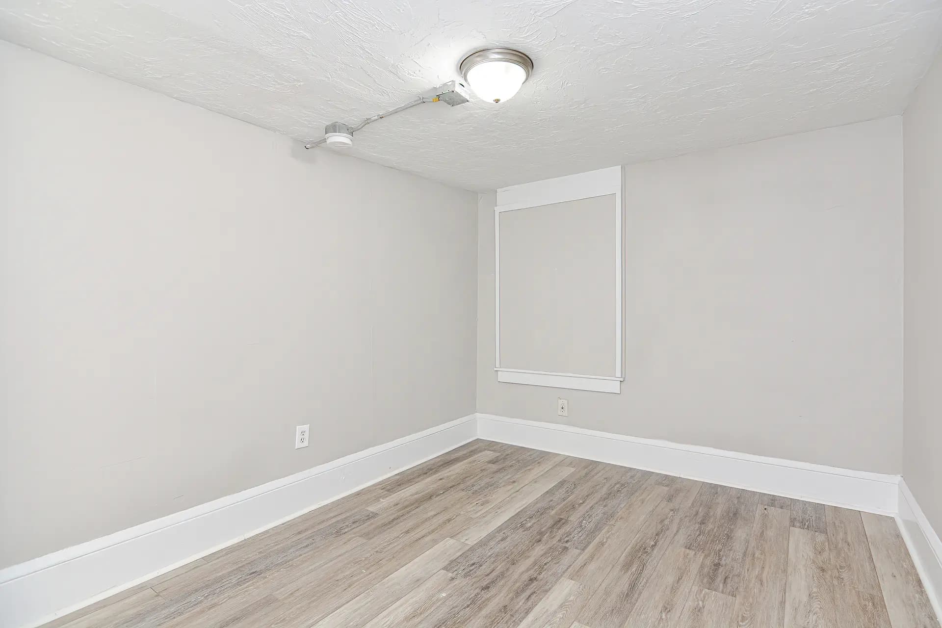 14 West Bow St, Unit 8 - Photo 10