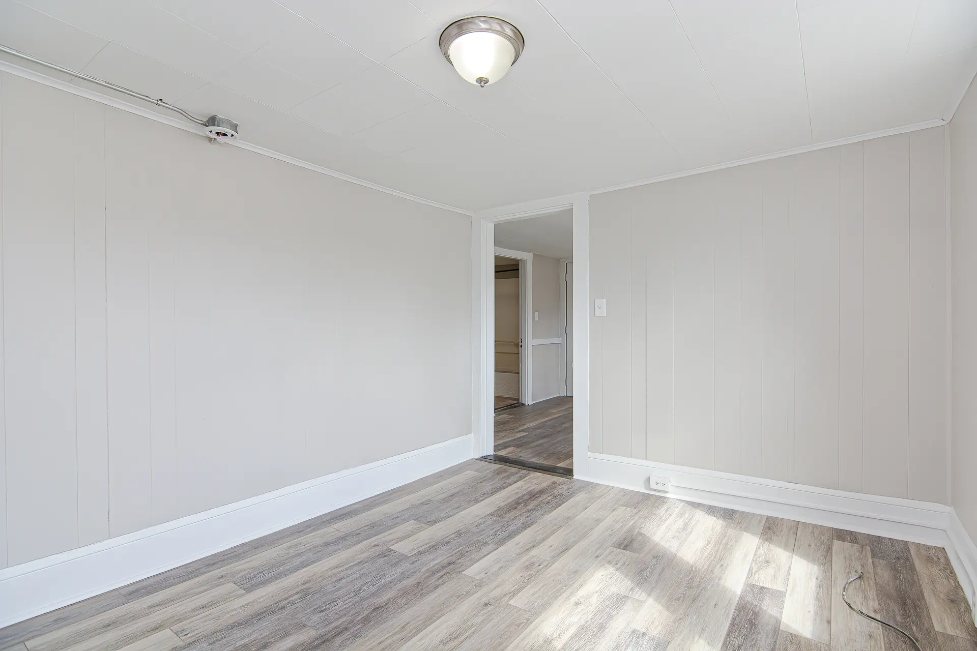 14 West Bow St, Unit 8 - Photo 13