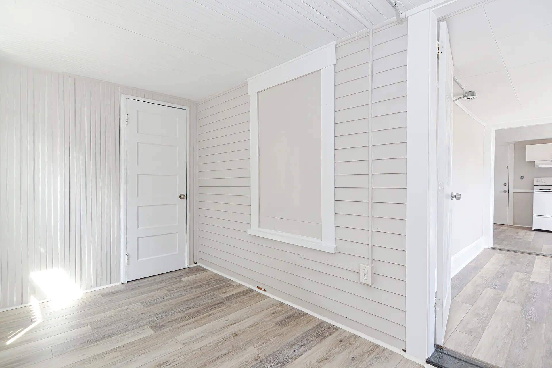 14 West Bow St, Unit 8 - Photo 18