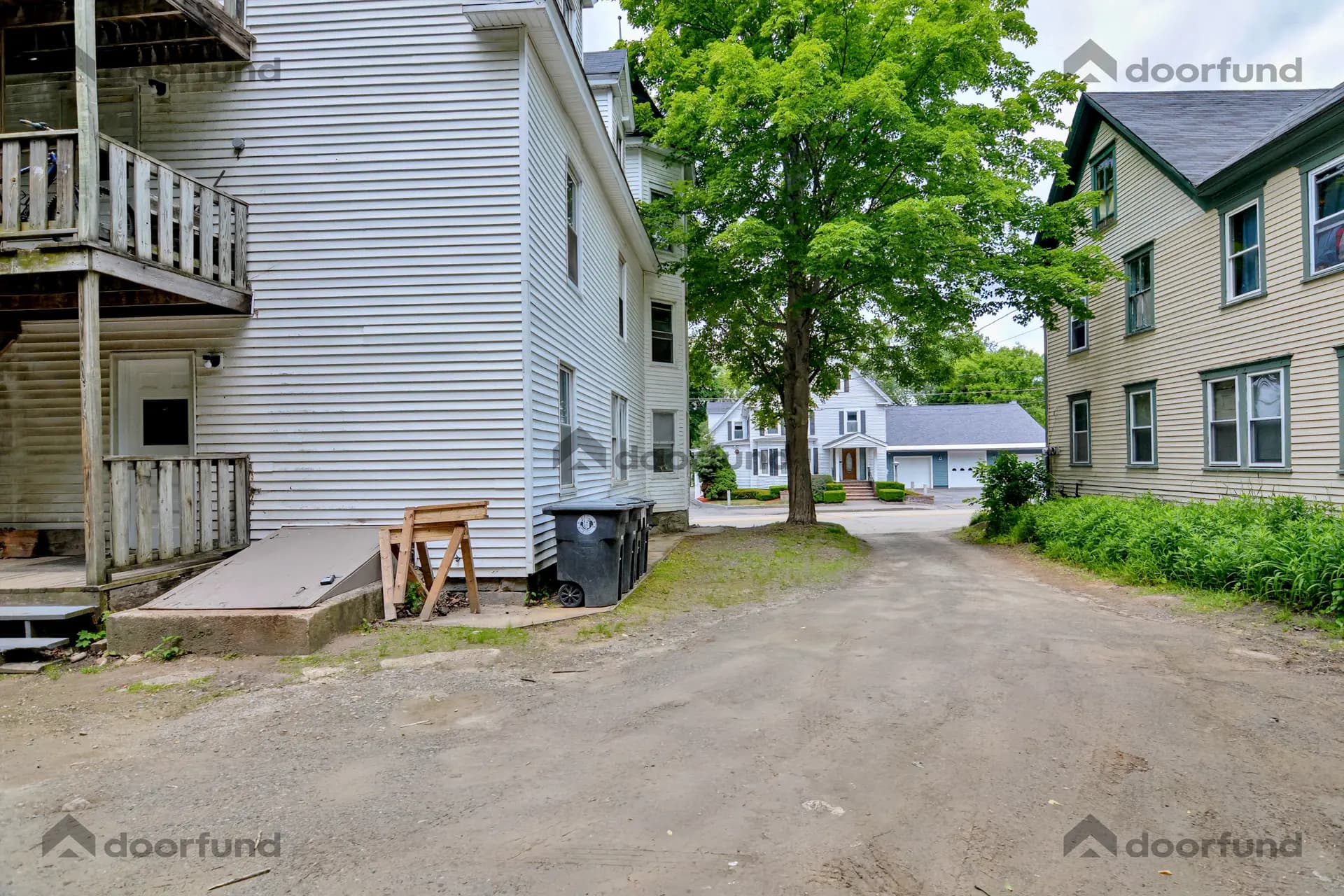 144 Franklin St, Unit 4 - Photo 28