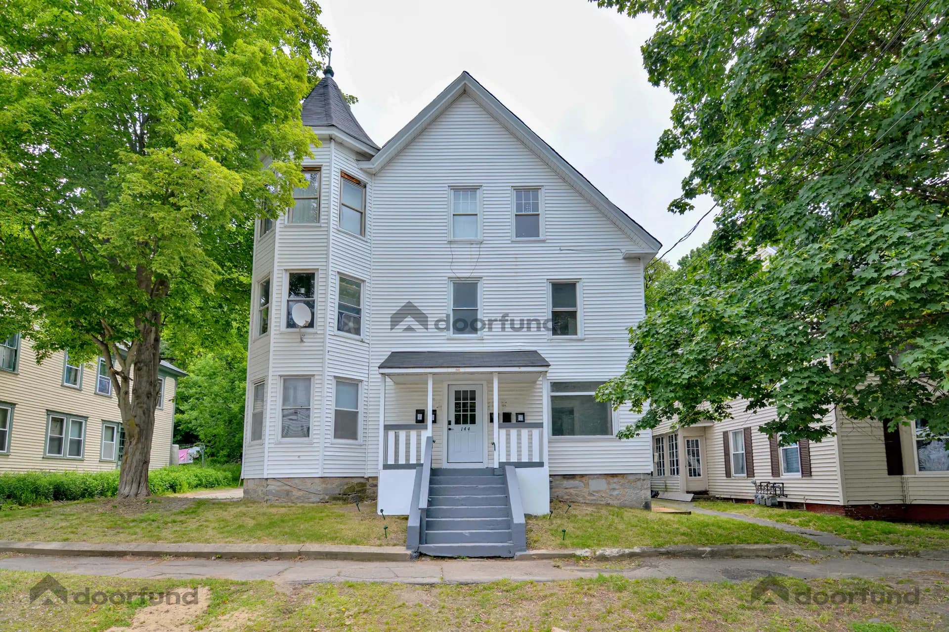 144 Franklin St, Unit 2 - 5