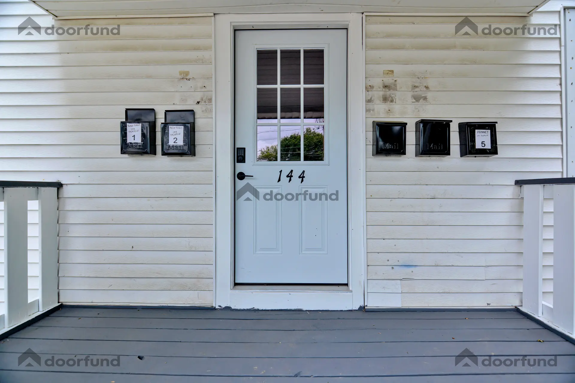 144 Franklin St, Unit 2 - Photo 31