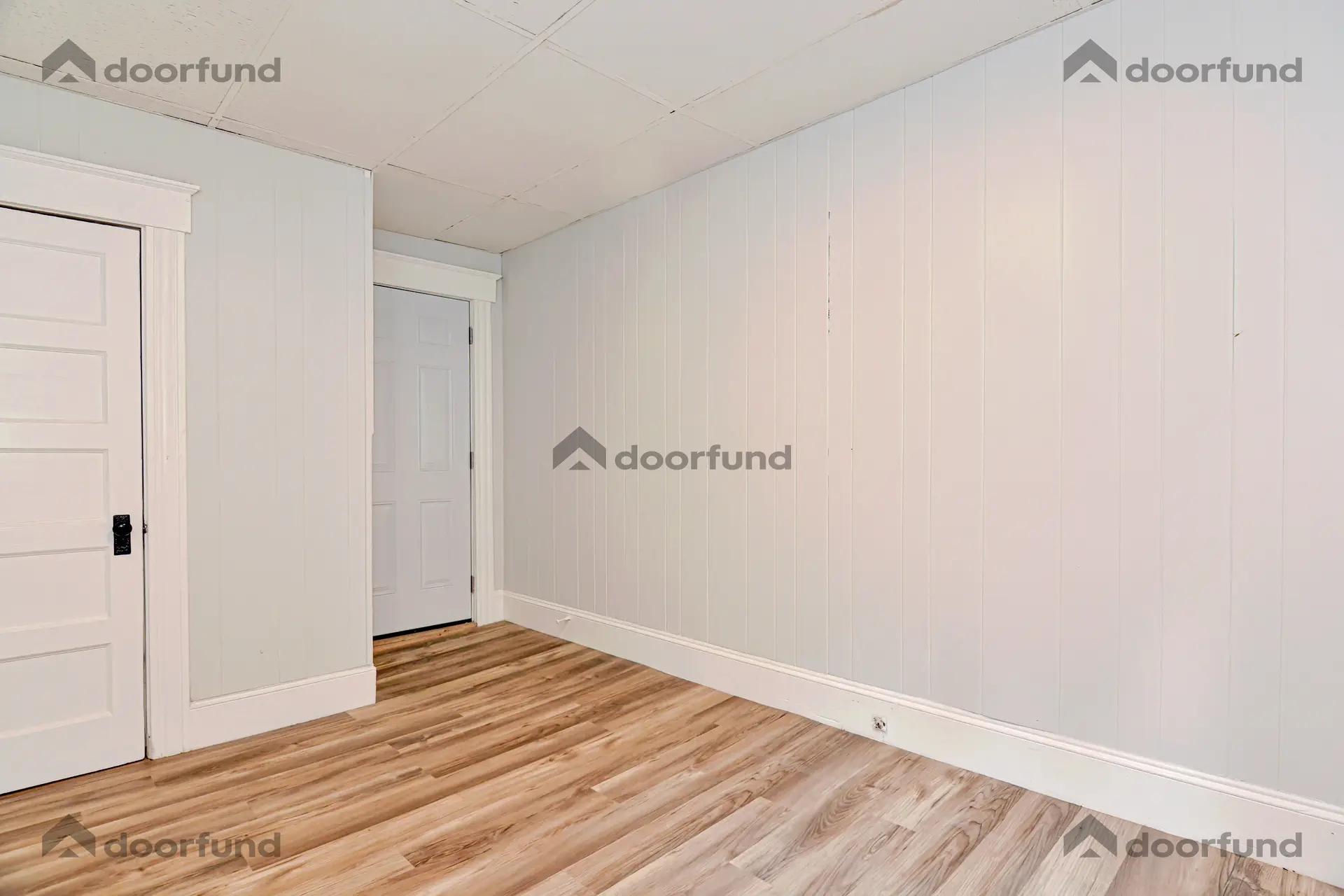 144 Franklin St, Unit 2 - Photo 41