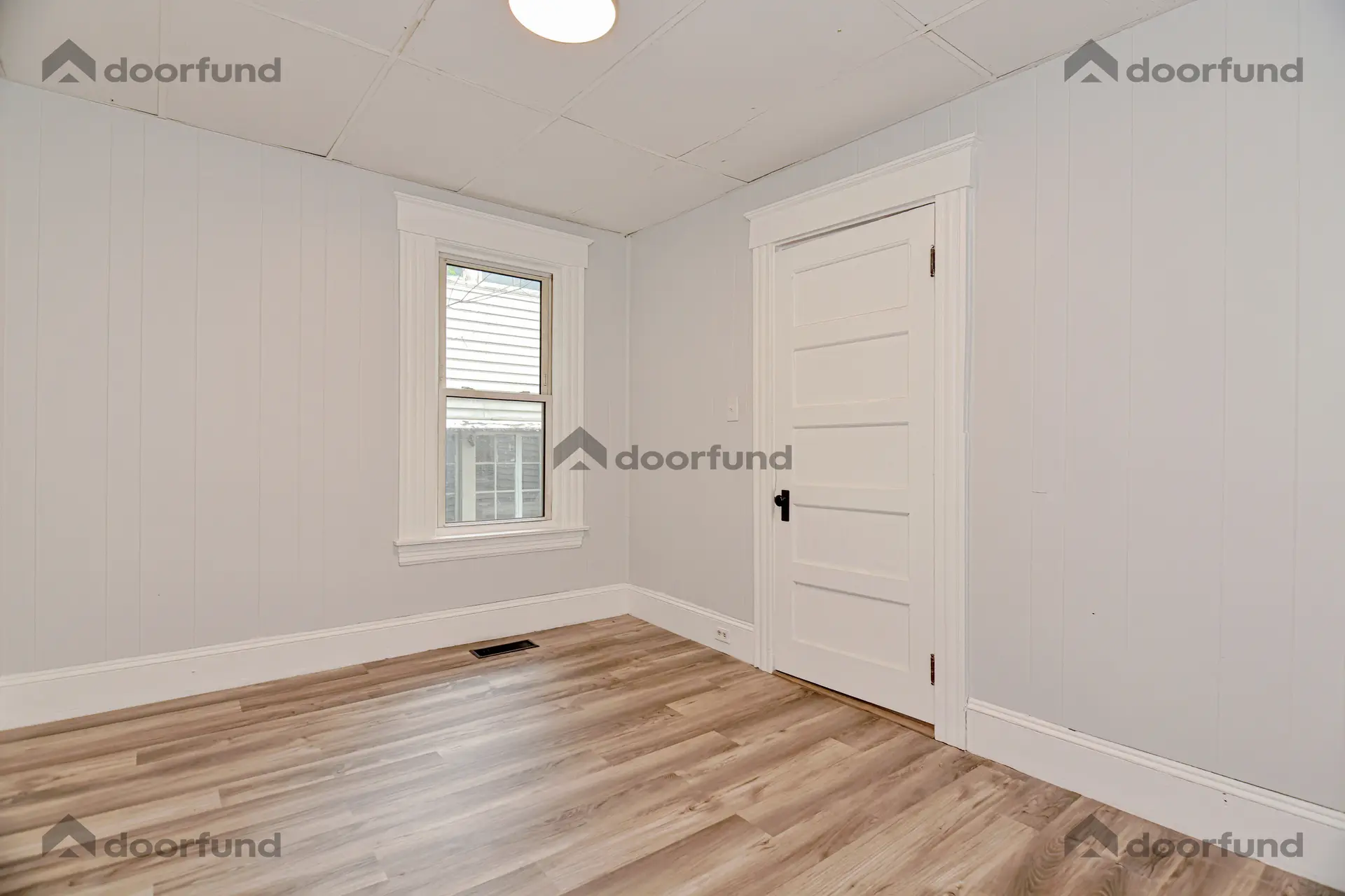 144 Franklin St, Unit 2 - Photo 42
