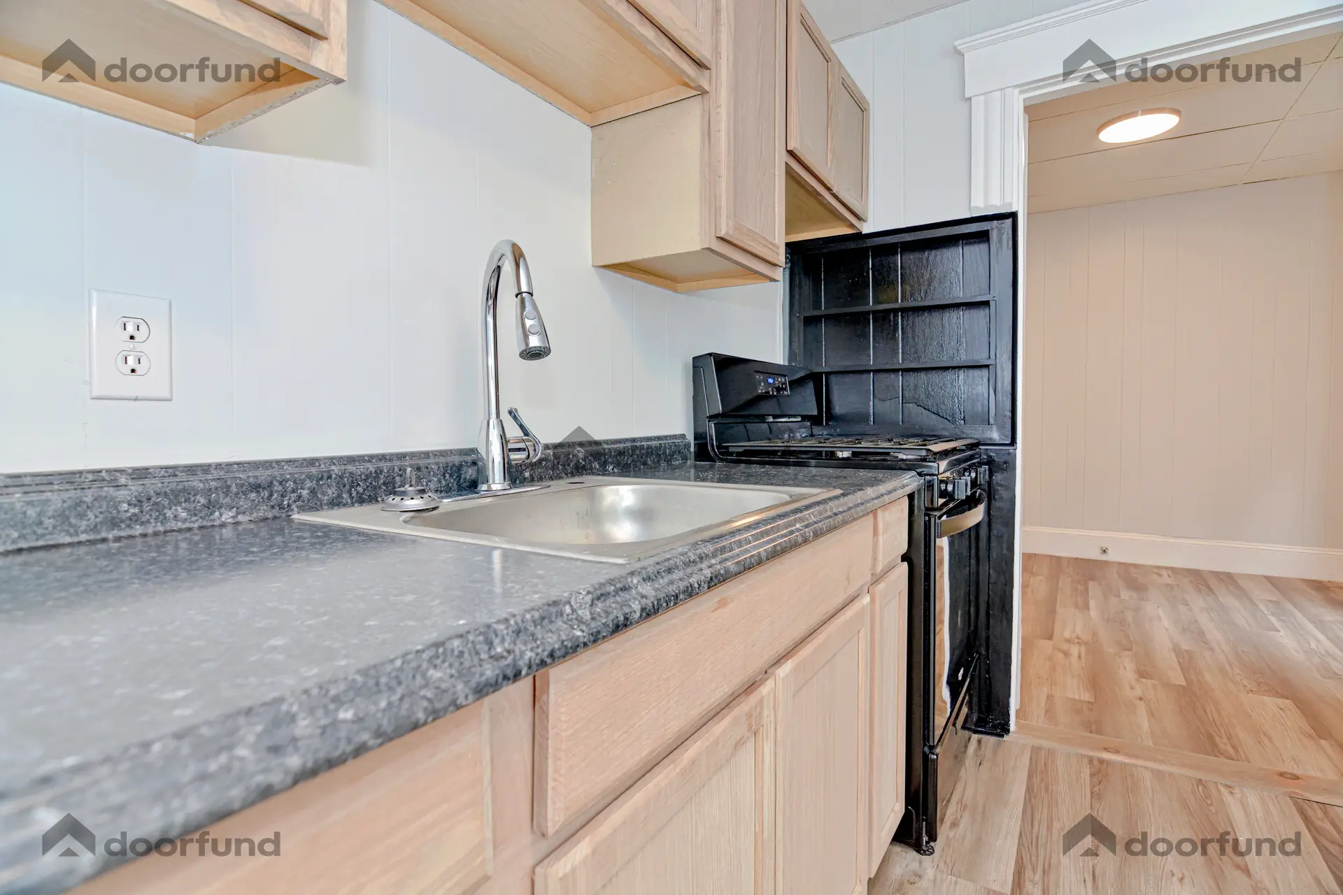 144 Franklin St, Unit 2 - Photo 48