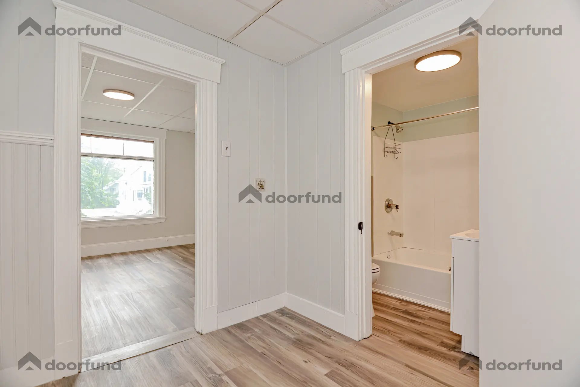 144 Franklin St, Unit 2 - Photo 53