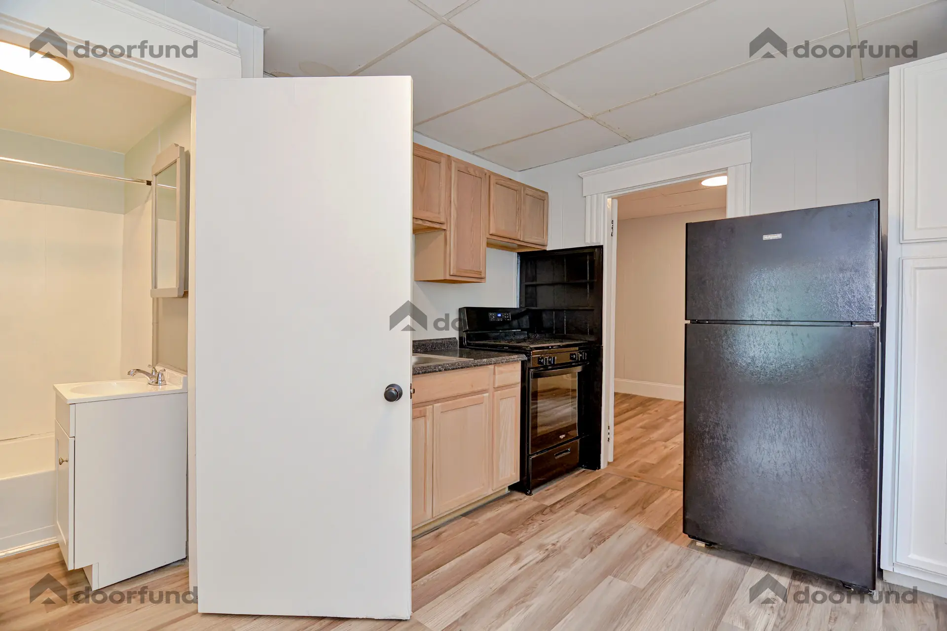 144 Franklin St, Unit 2 - Photo 54