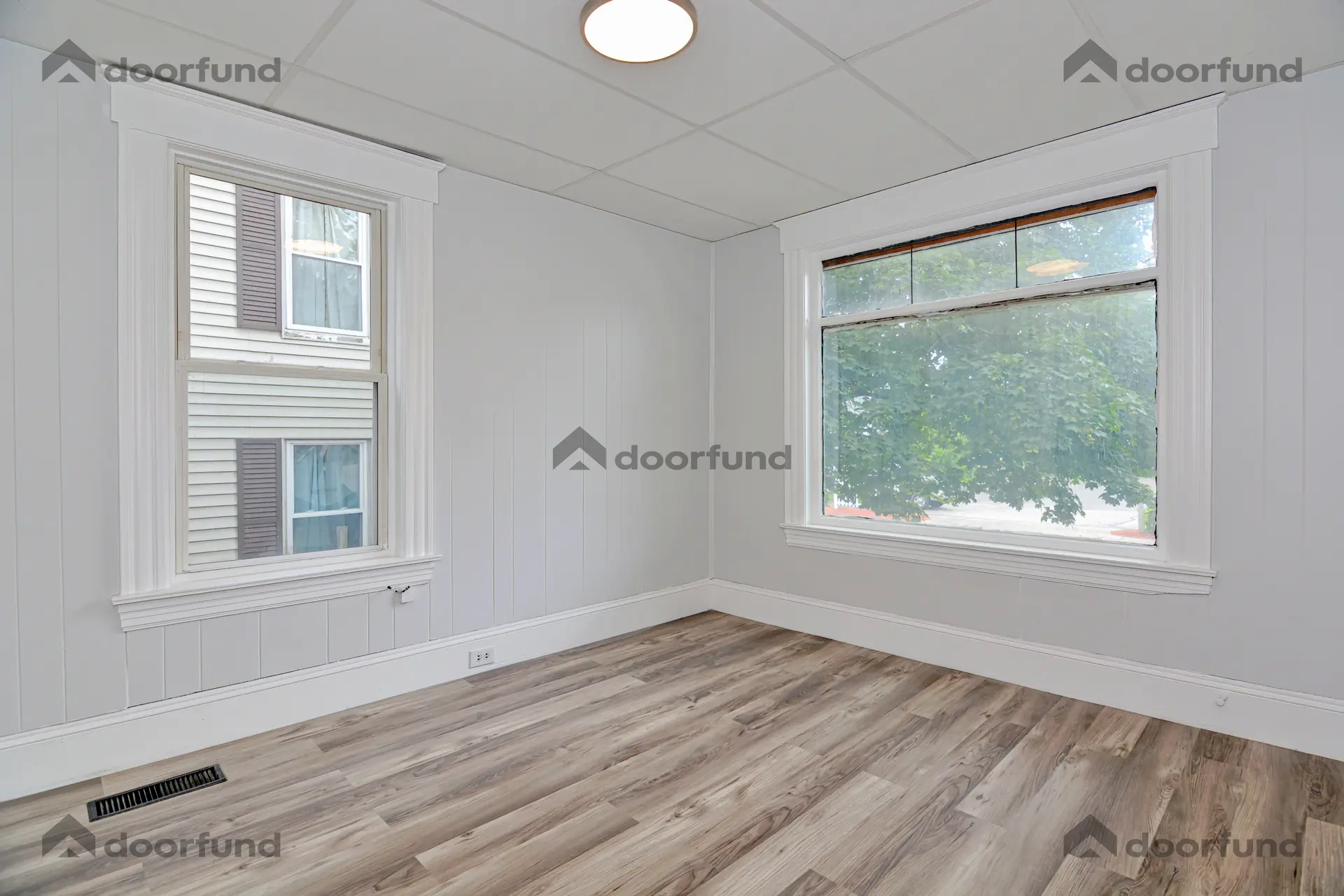 144 Franklin St, Unit 2 - Photo 55