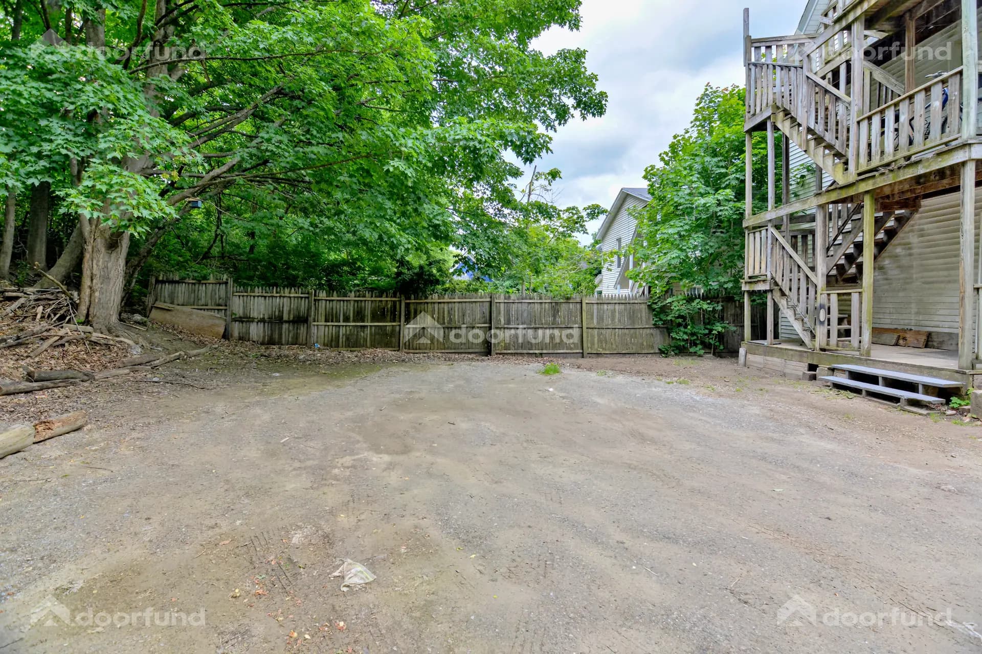 144 Franklin St, Unit 4 - Photo 23