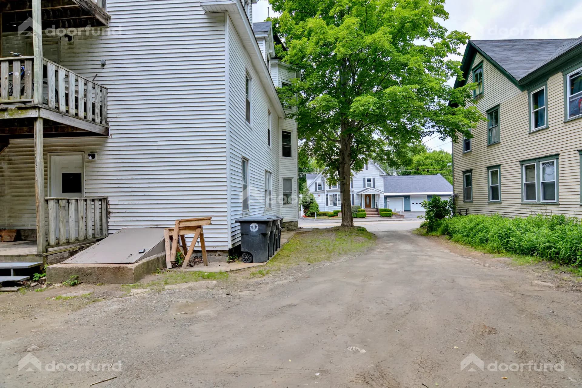 144 Franklin St, Unit 4 - Photo 29