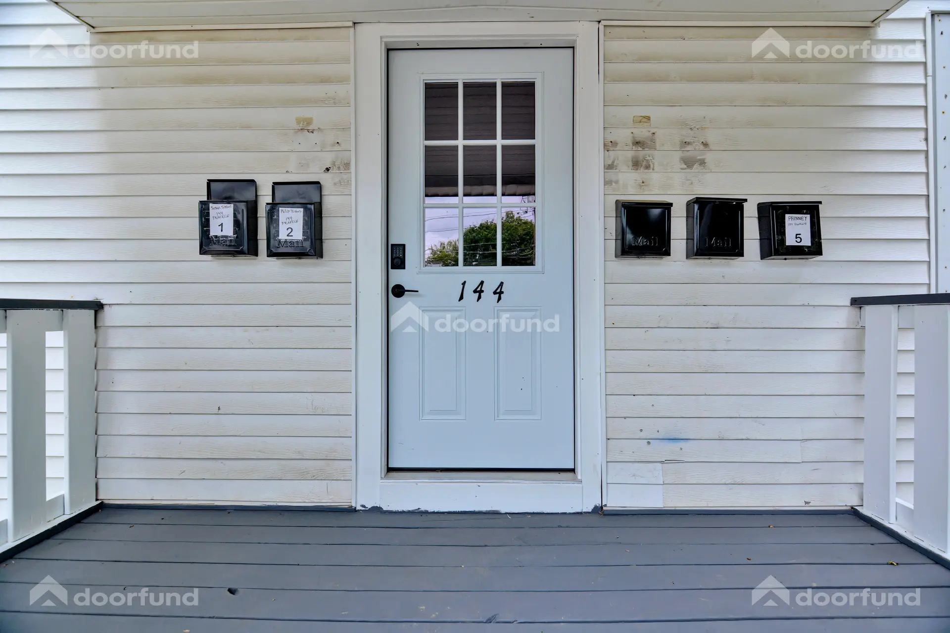 144 Franklin St, Unit 4 - Photo 31