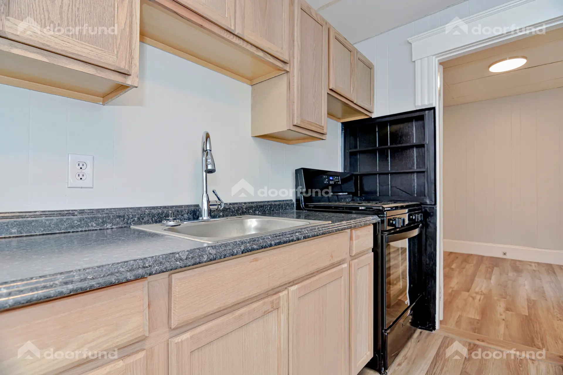 144 Franklin St, Unit 4 - Photo 47