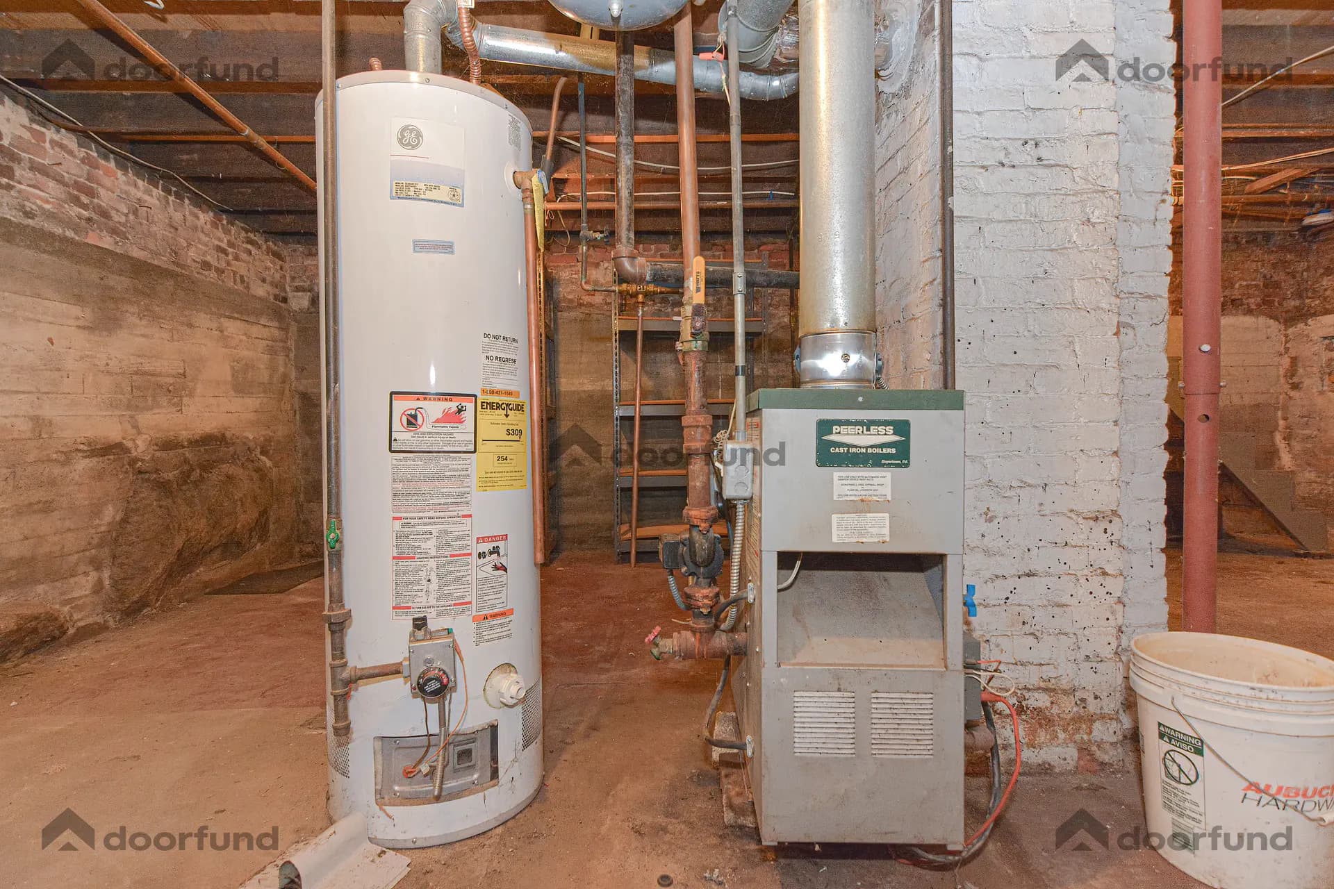 147 Oak St, Unit 1-2 - Photo 29