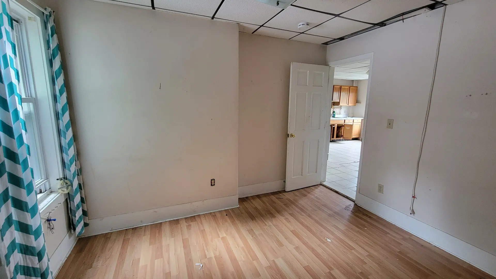 147 Oak St, Unit 3 - Photo 6