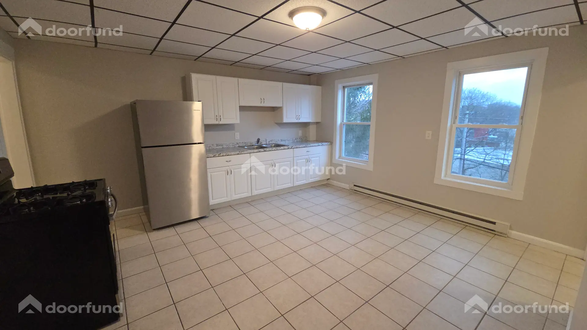 147 Oak St, Unit 3 - Photo 25