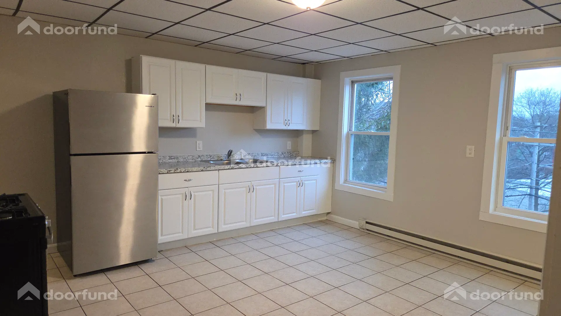 147 Oak St, Unit 3 - Photo 26