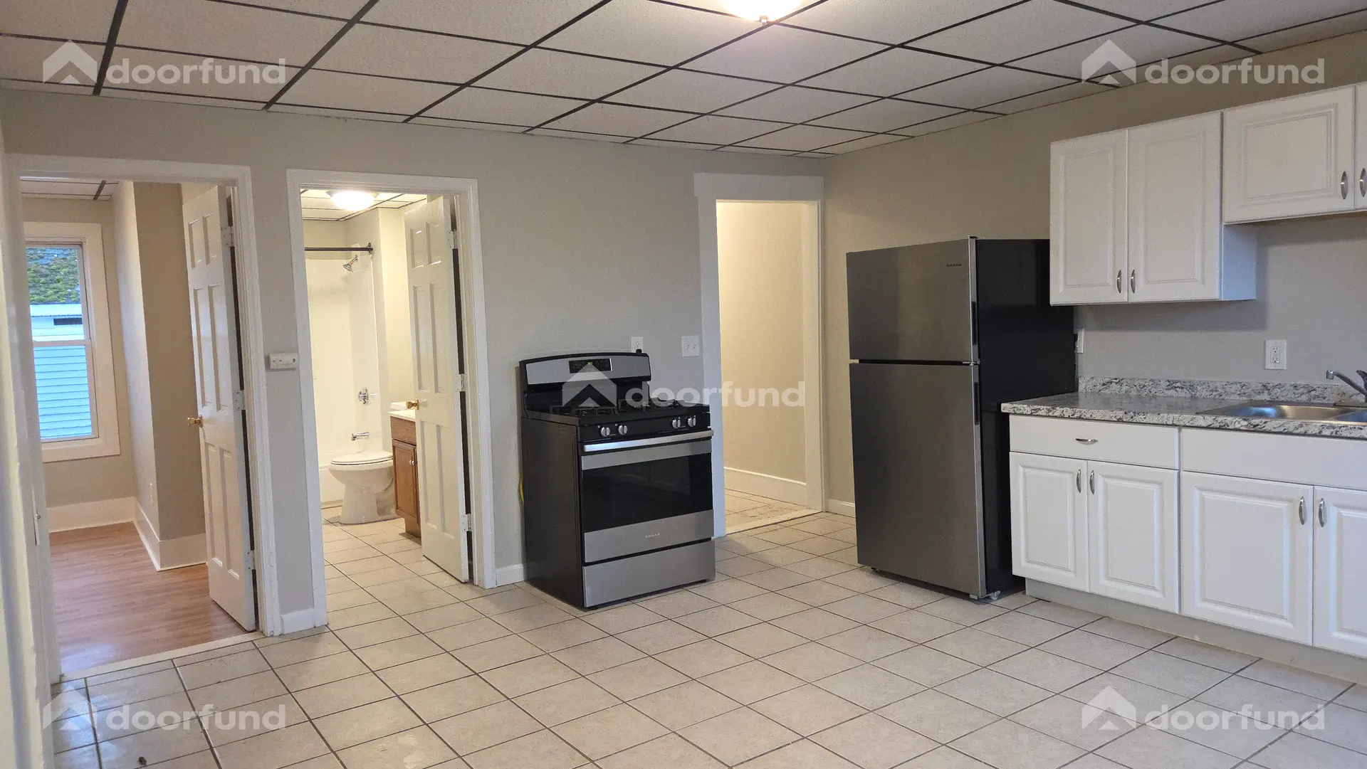 147 Oak St, Unit 3 - Photo 28