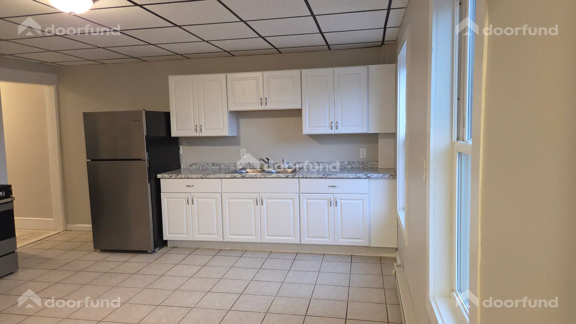 147 Oak St, Unit 3 - Photo 29