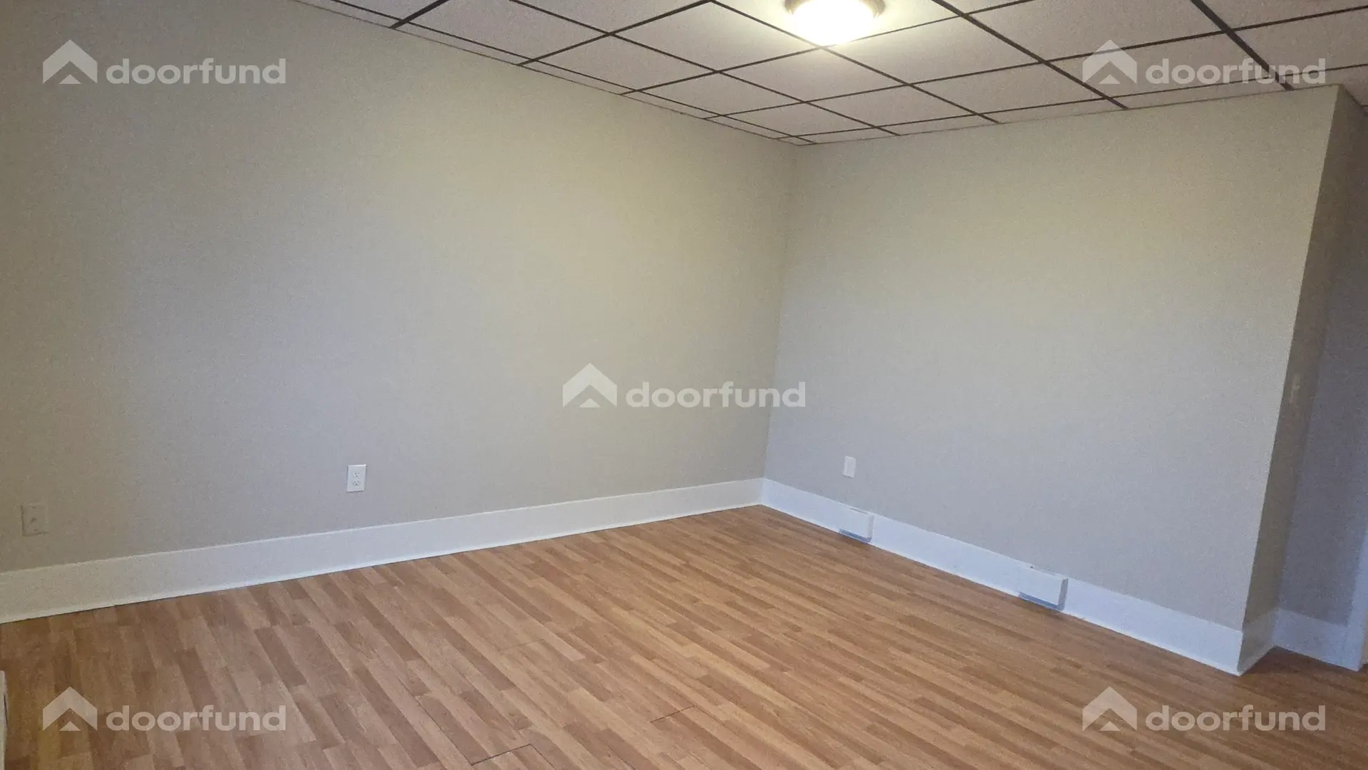 147 Oak St, Unit 3 - Photo 33