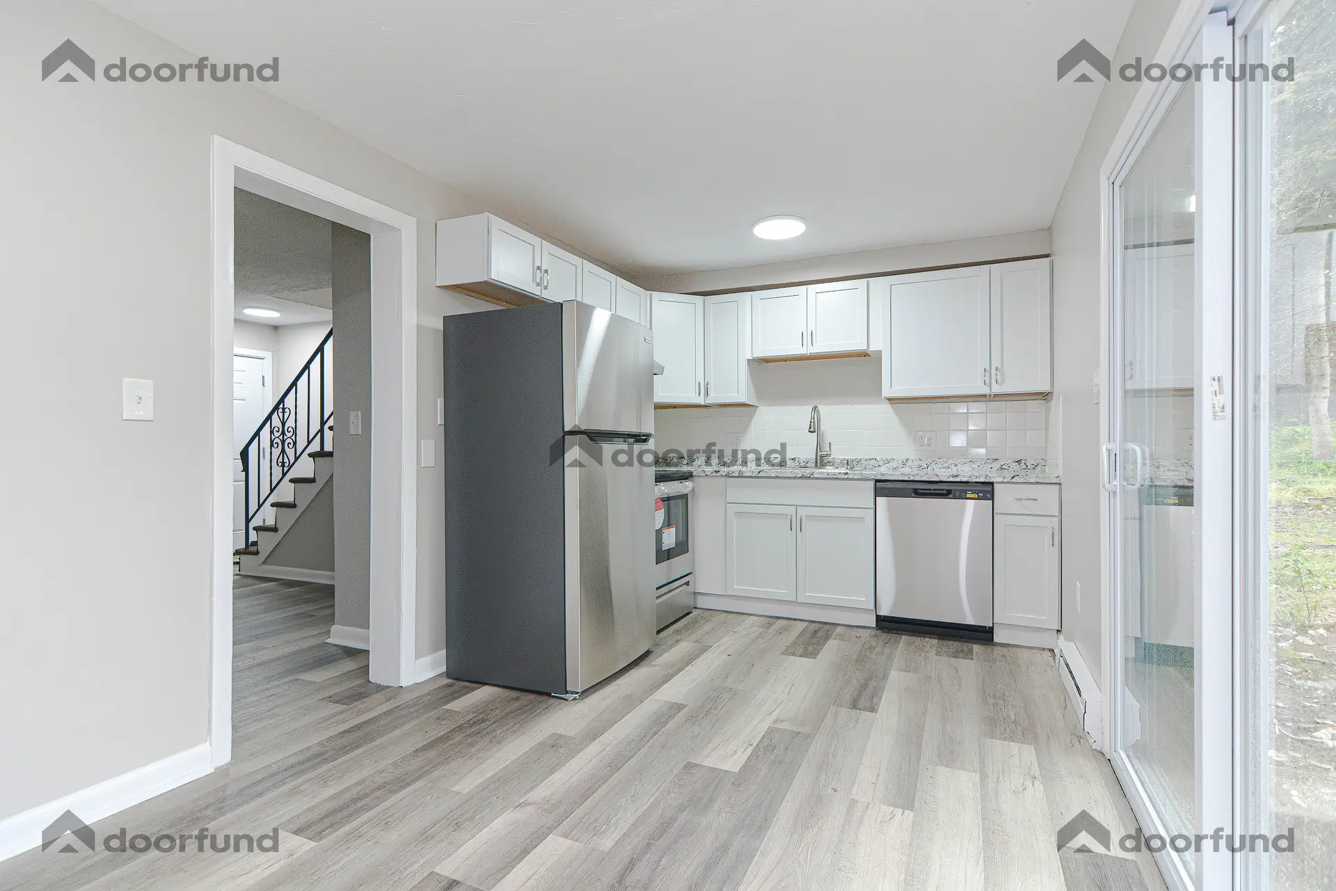 152 Columbus Ave, Fitchburg