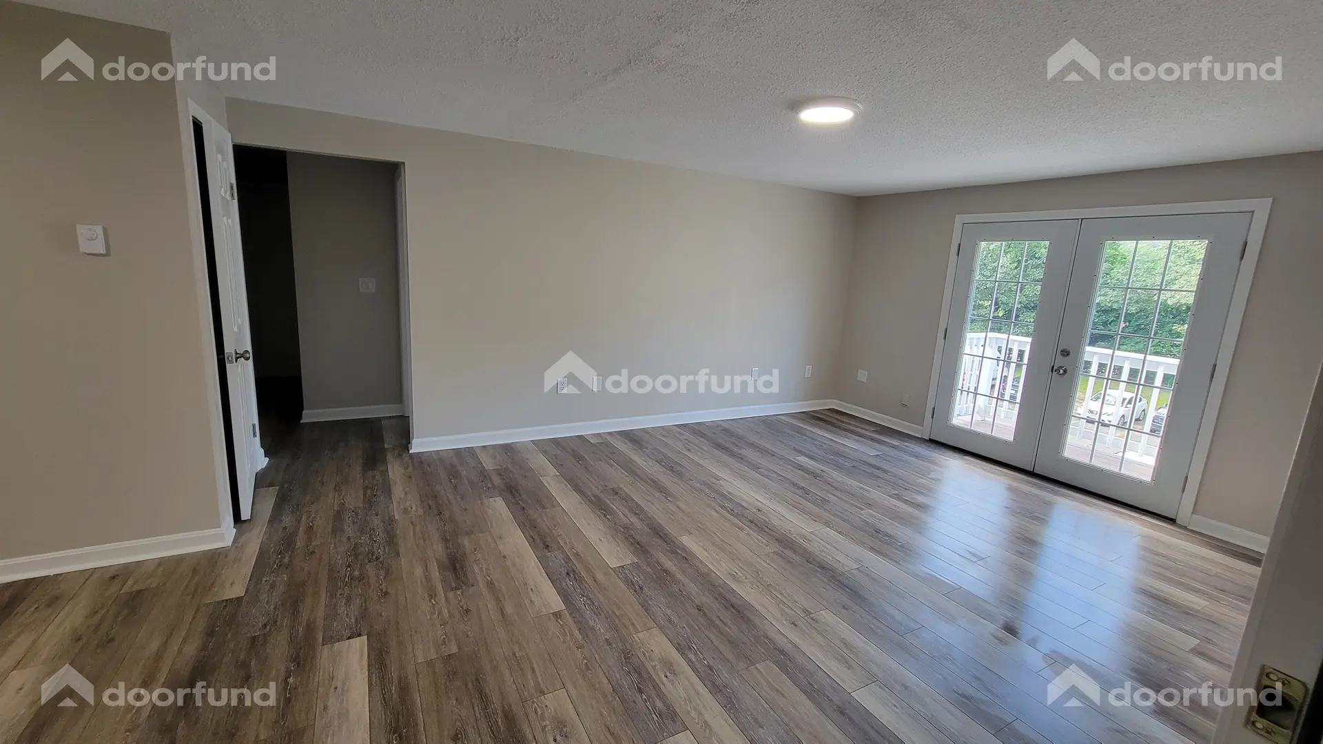 156-12 Columbus Ave - 5