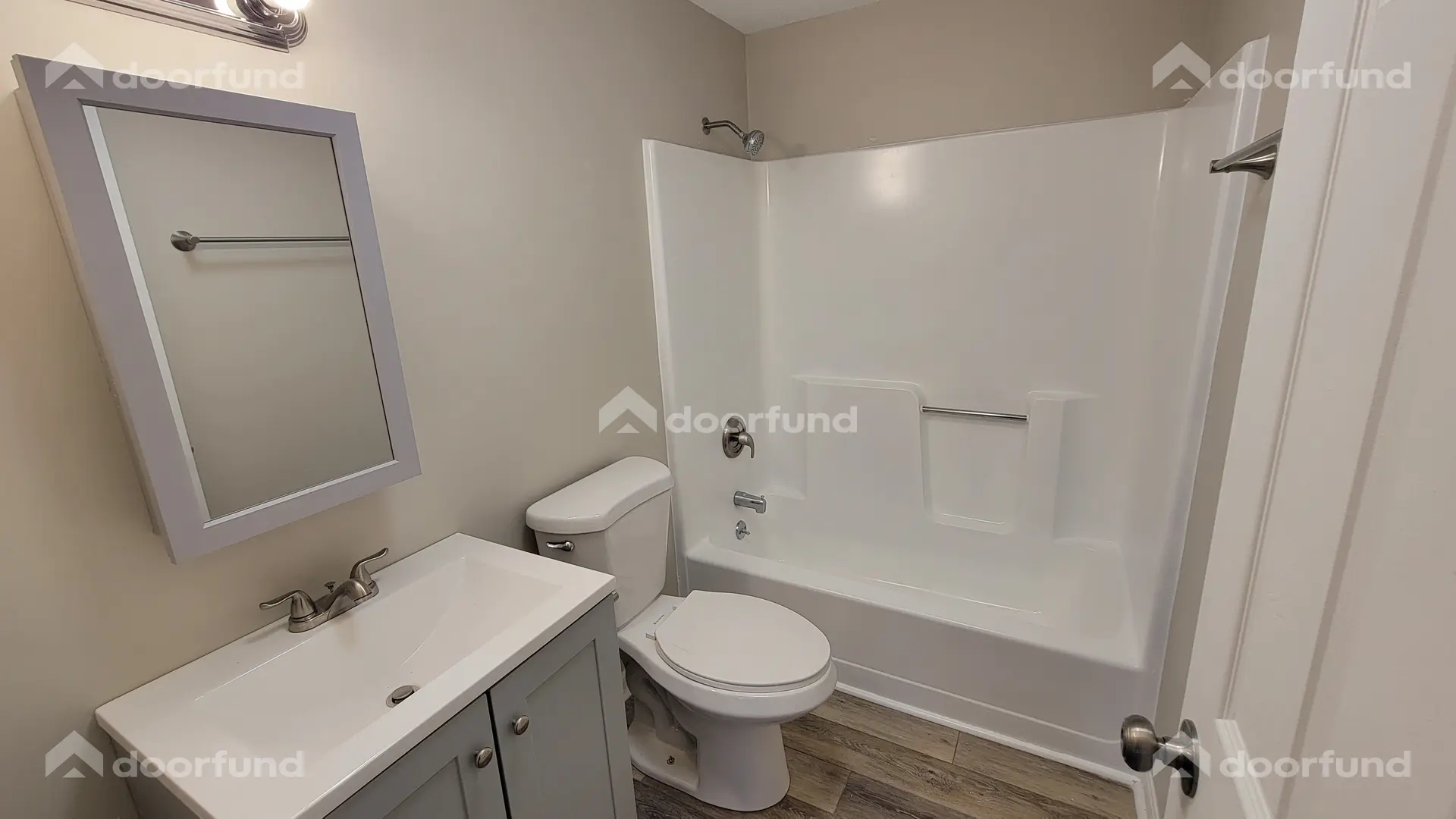 162-11 Columbus Ave - 4