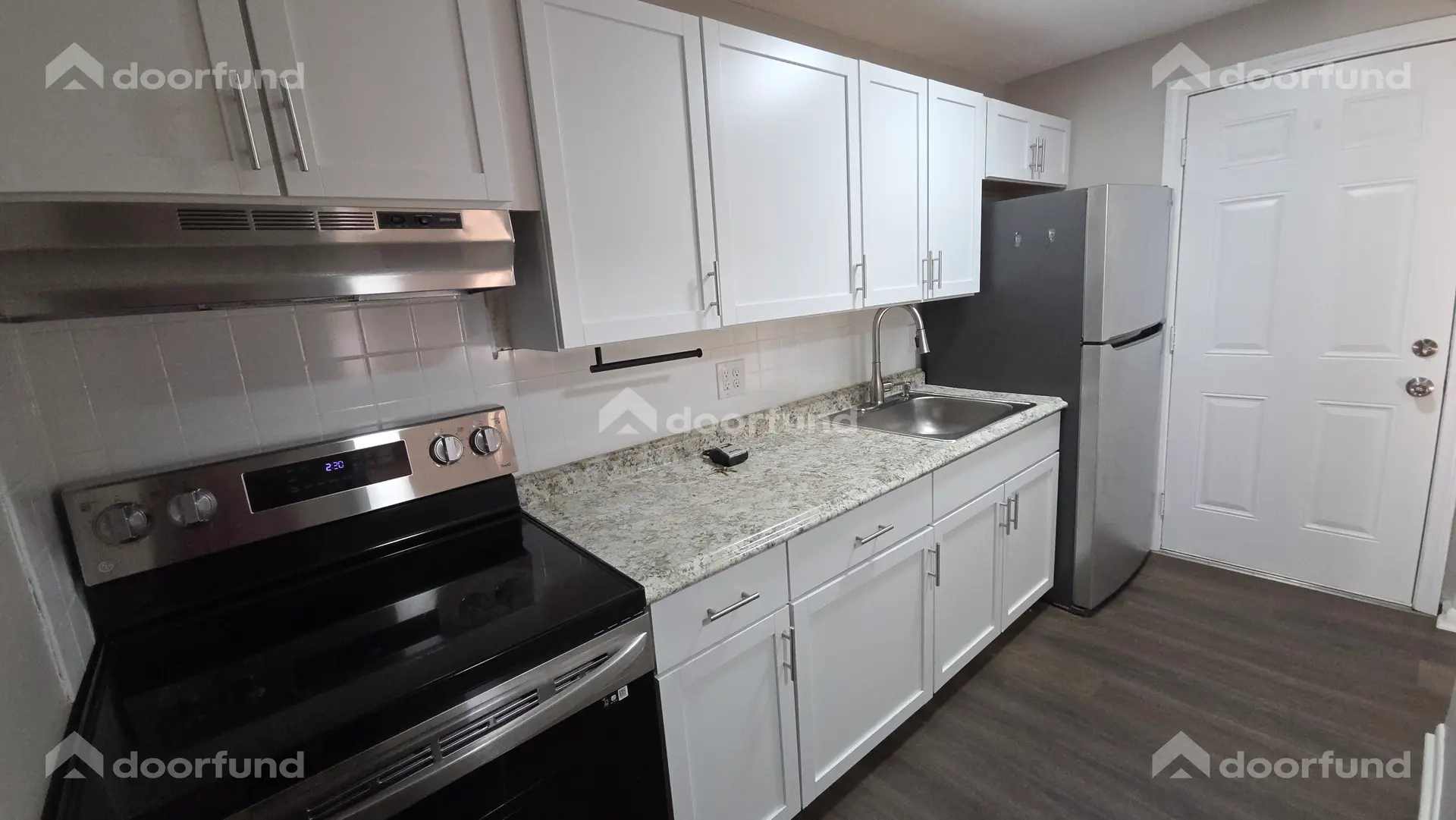 208-10 Columbus Ave - Photo 17