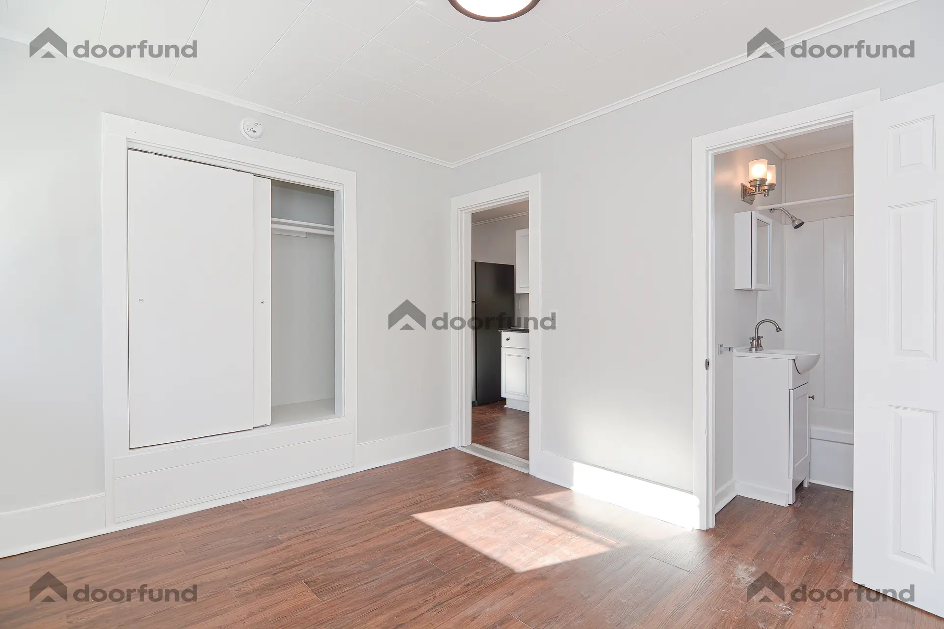 220 South Main St, Unit 5 - Photo 7