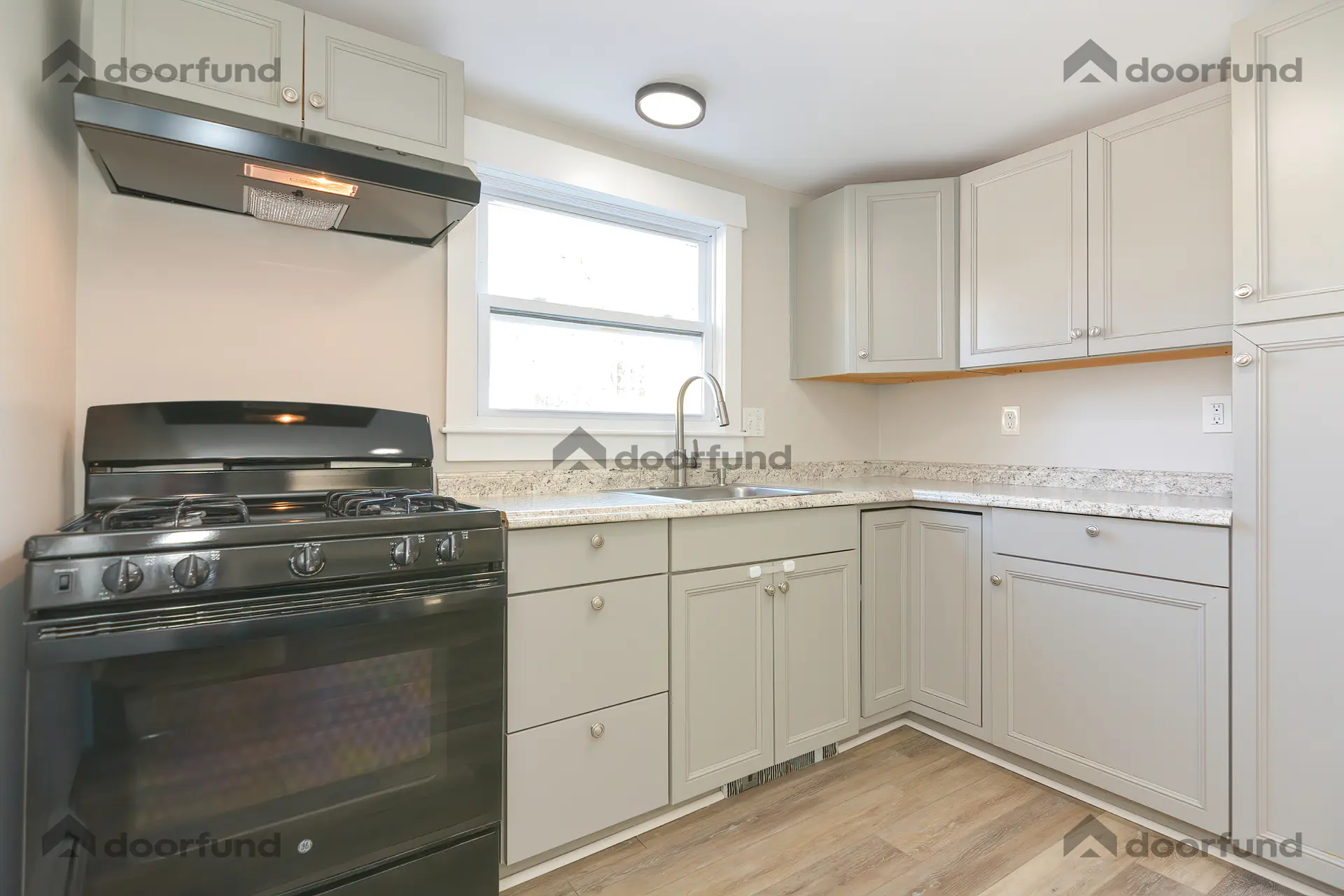 377 Union Ave, Unit 9 - Photo 7