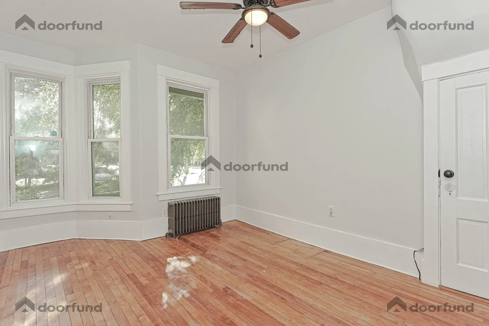 46-48 East Main St, 46-1 - 3