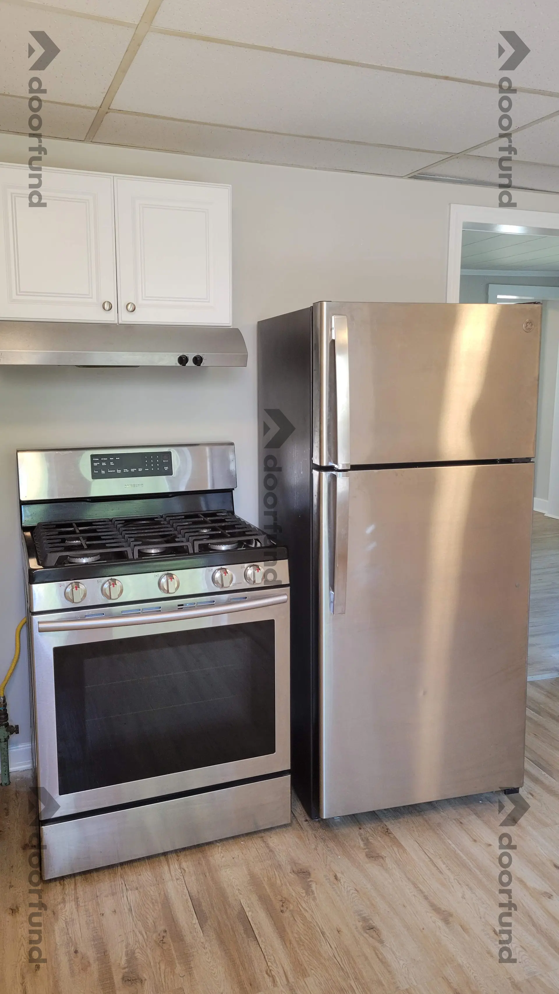 54 East Main St, Unit 1 - Photo 17