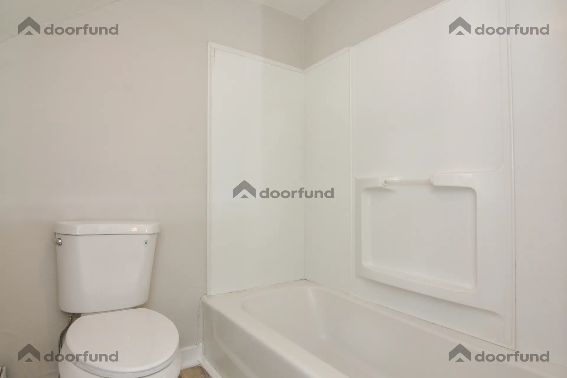 8 Green St, Unit 3 - Photo 7